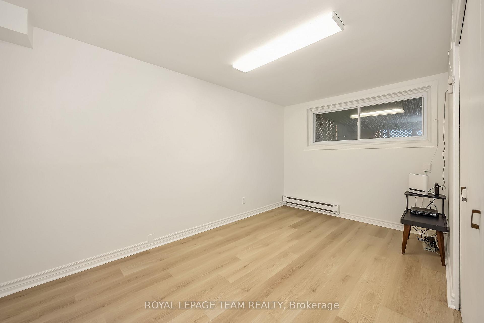 Photo 29 of 2092 St Laurent Boulevard, Ottawa, Elmvale Acres/Urbandale — HOMEH