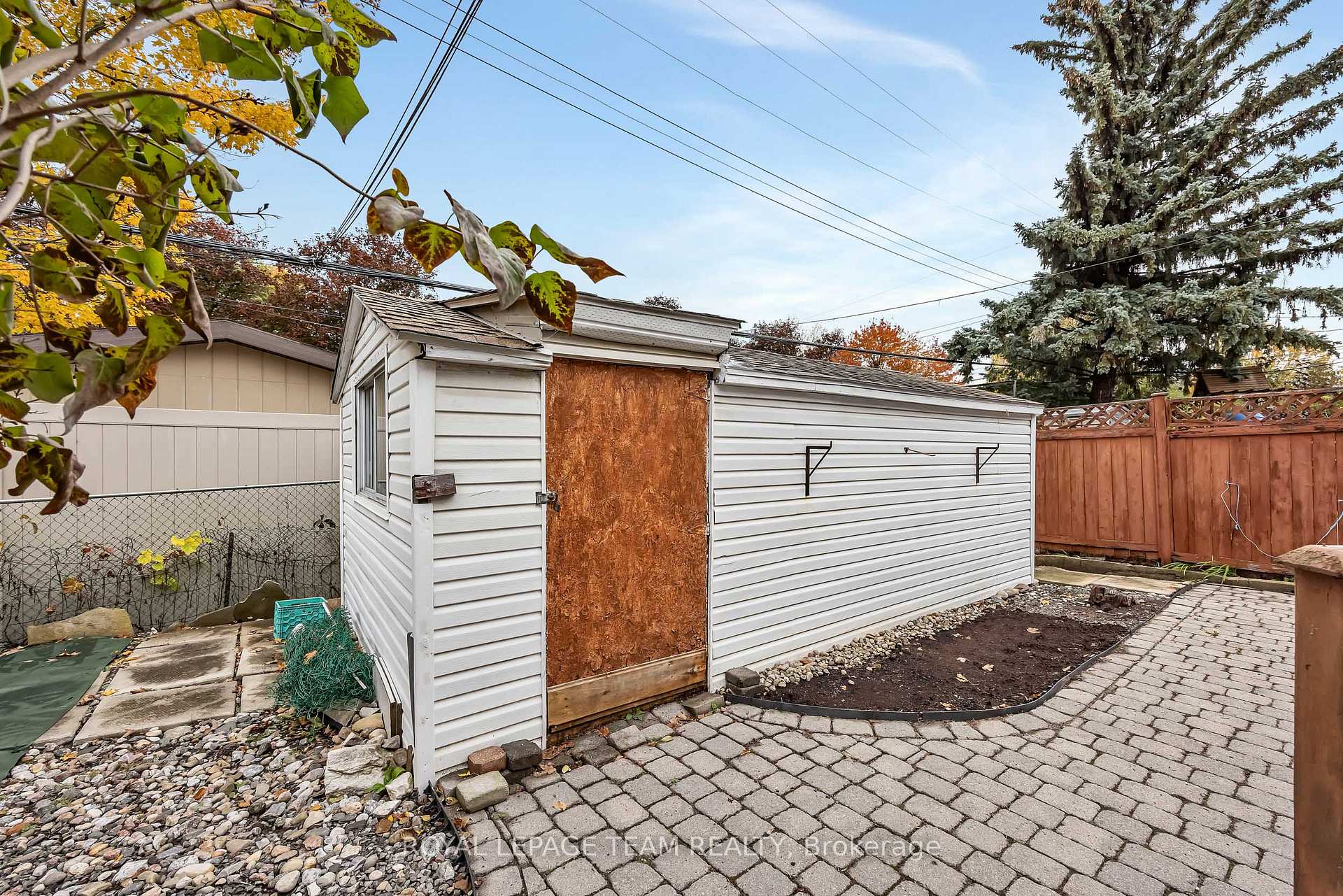 Photo 39 of 2092 St Laurent Boulevard, Ottawa, Elmvale Acres/Urbandale — HOMEH