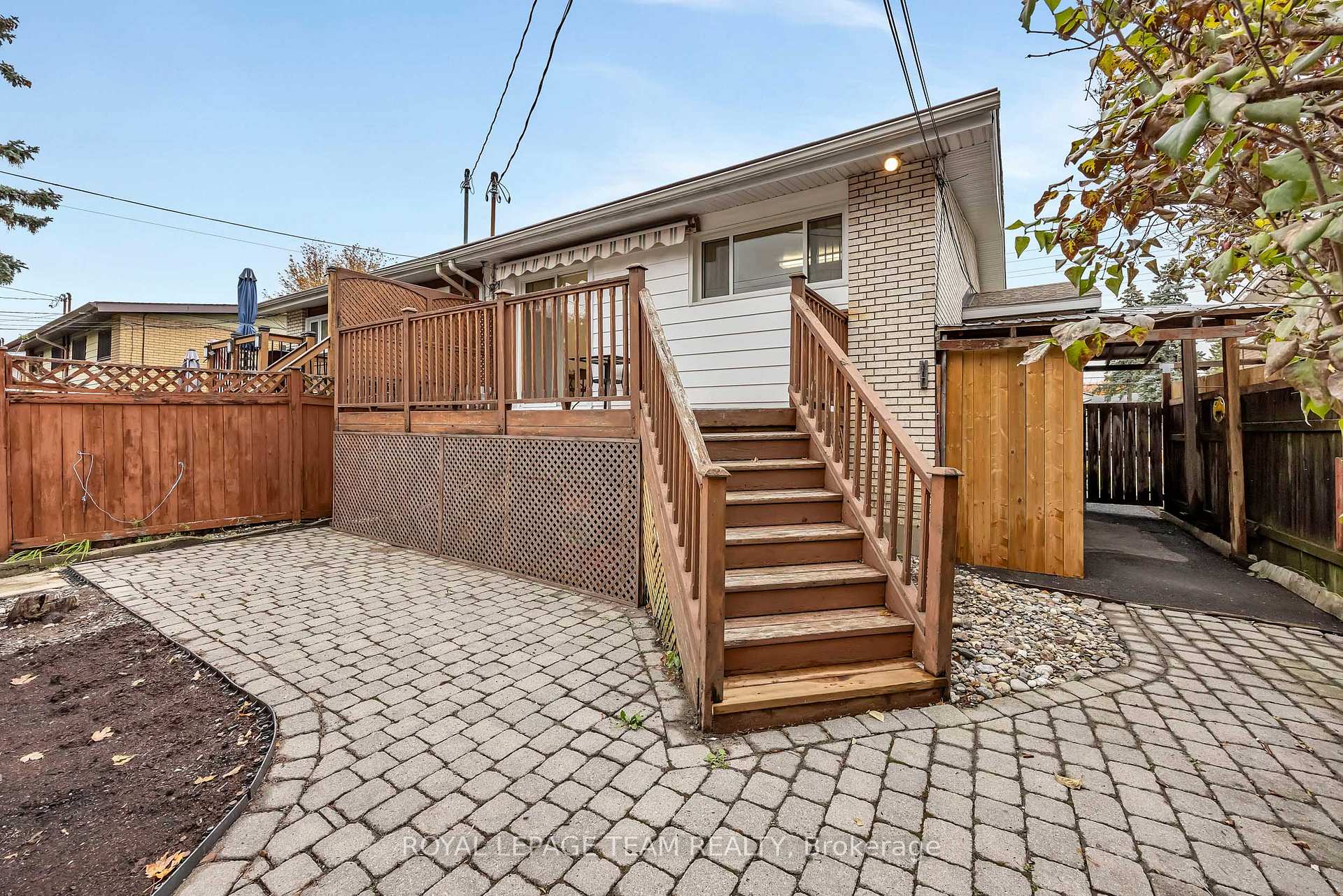 Photo 40 of 2092 St Laurent Boulevard, Ottawa, Elmvale Acres/Urbandale — HOMEH