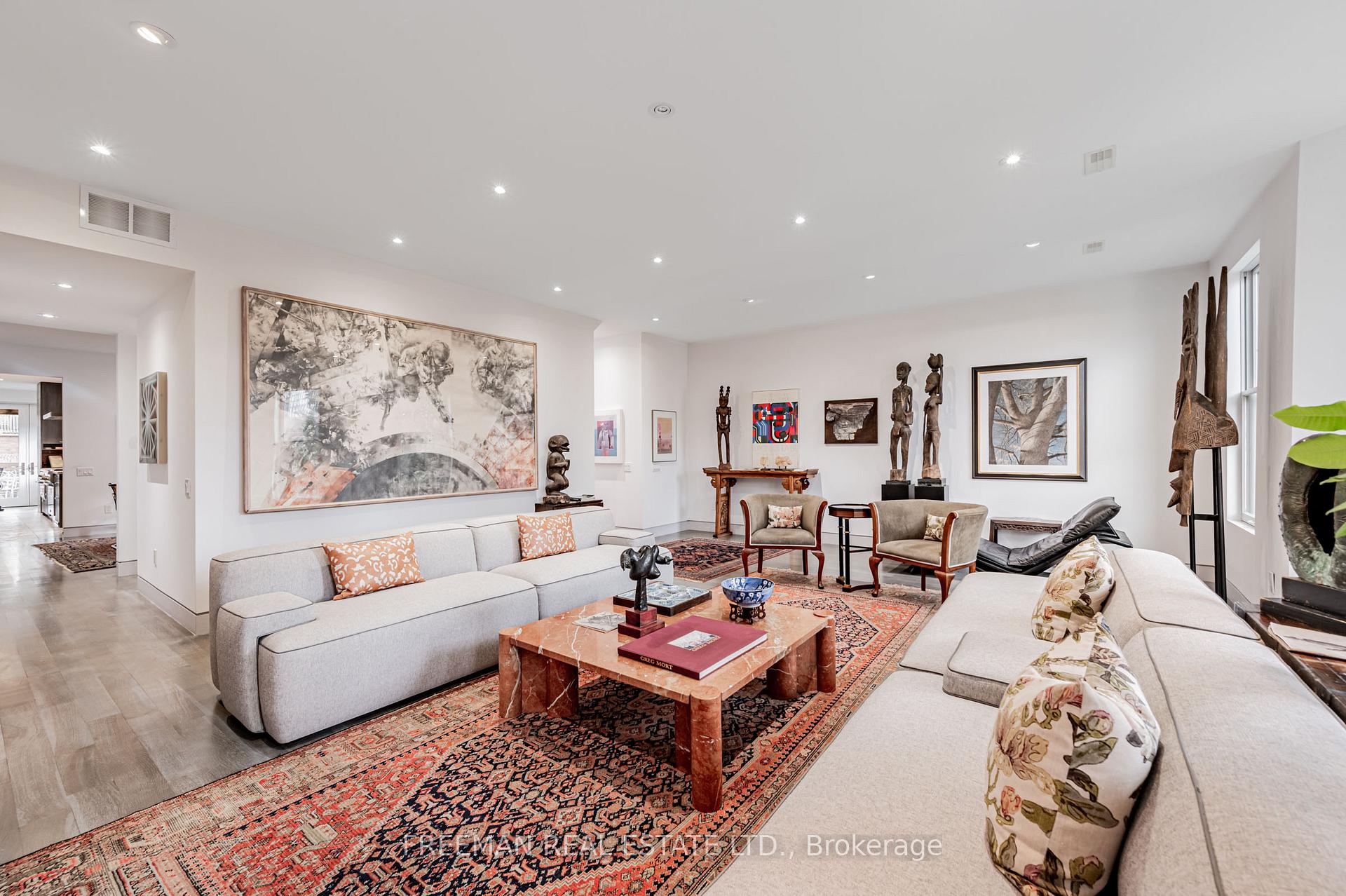Photo 8 of Unit Upper, 21 Howland Avenue, Toronto, The Annex — HOMEH