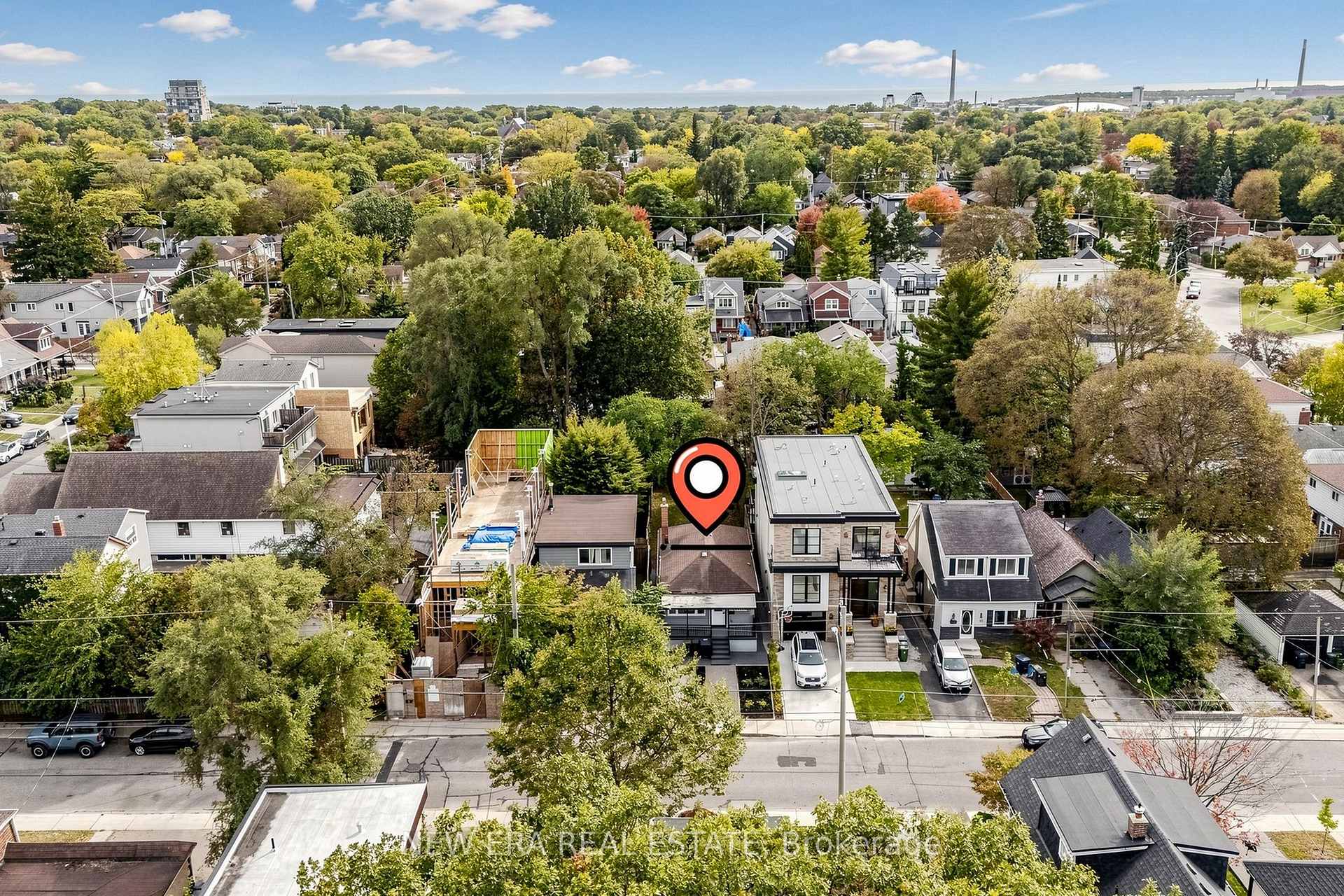 Photo 18 of 59 Barker Avenue, Toronto, Danforth Village-East York — HOMEH
