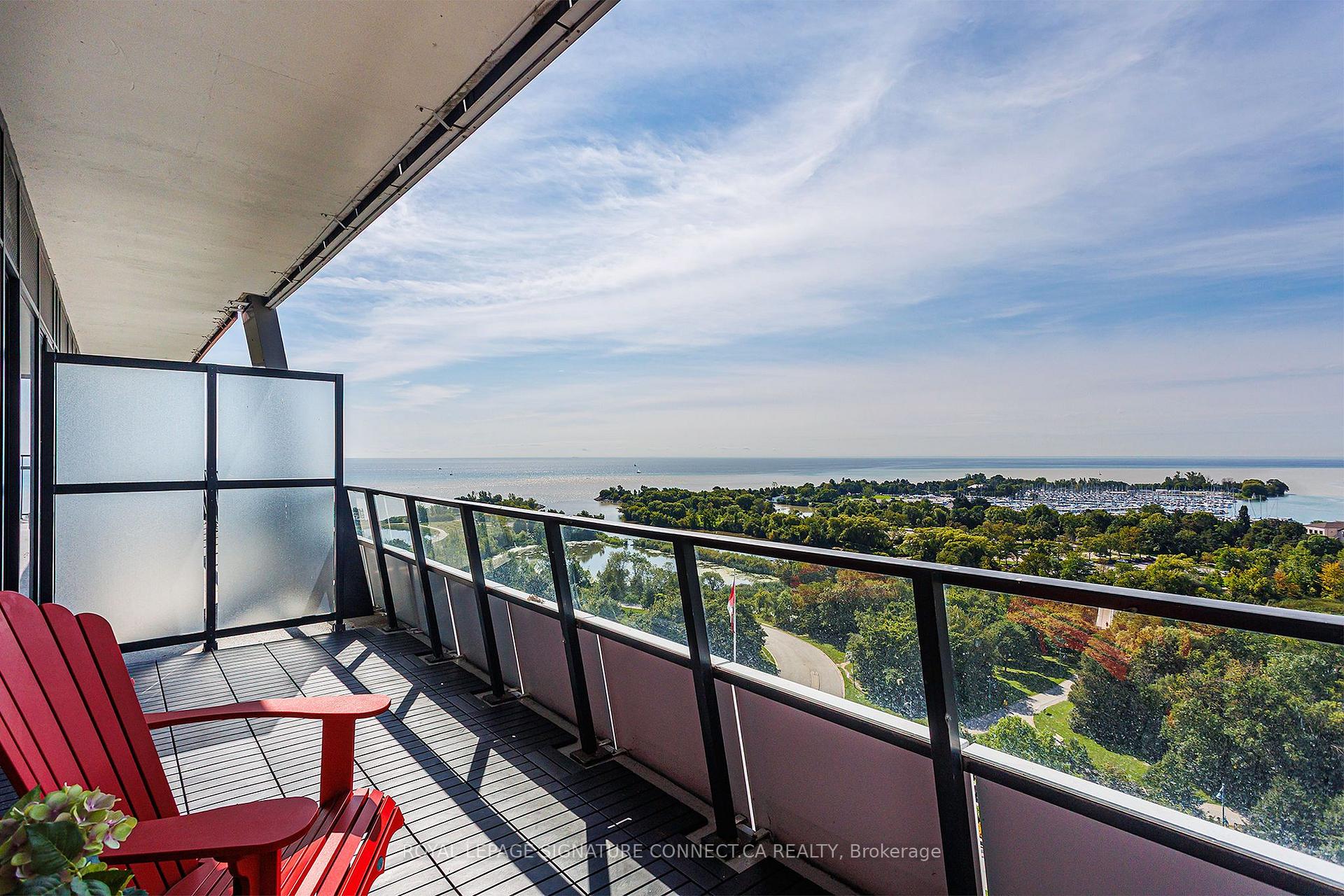 Photo 2 of Unit 1319, 30 Shore Breeze Drive, Etobicoke, Mimico — HOMEH