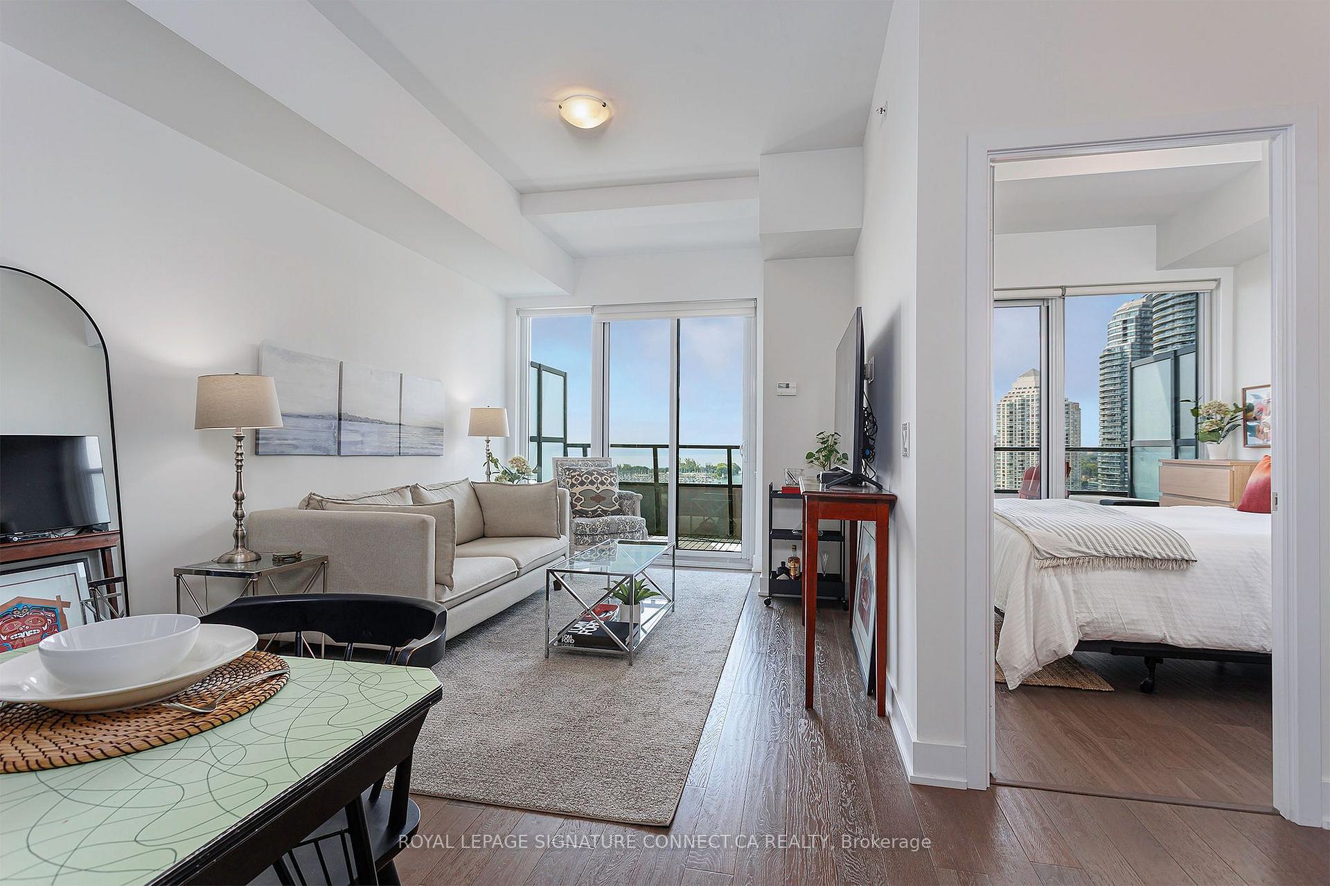 Photo 5 of Unit 1319, 30 Shore Breeze Drive, Etobicoke, Mimico — HOMEH
