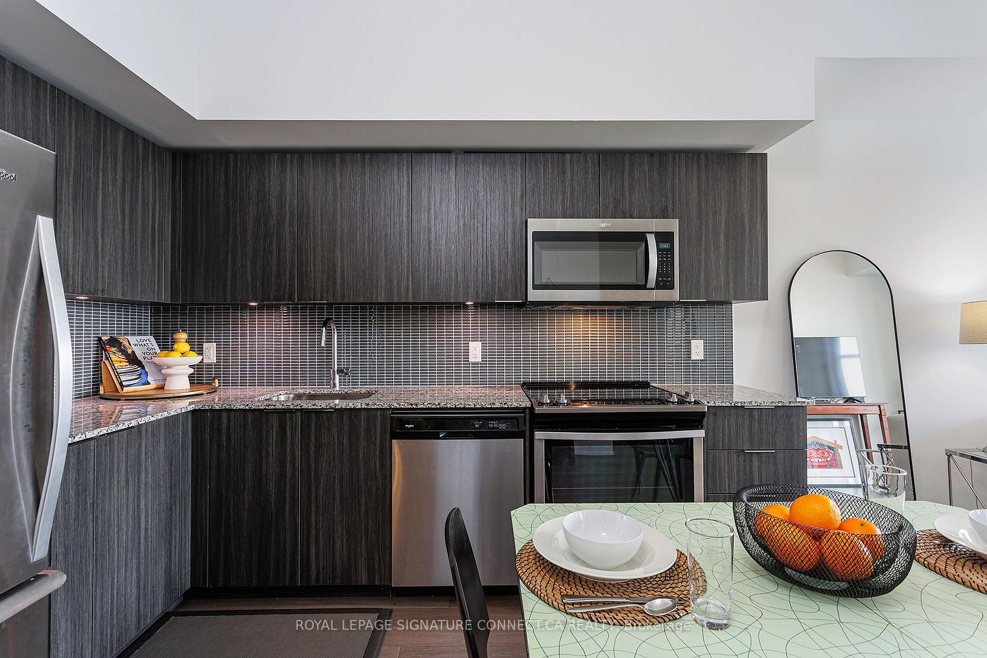 Photo 10 of Unit 1319, 30 Shore Breeze Drive, Etobicoke, Mimico — HOMEH