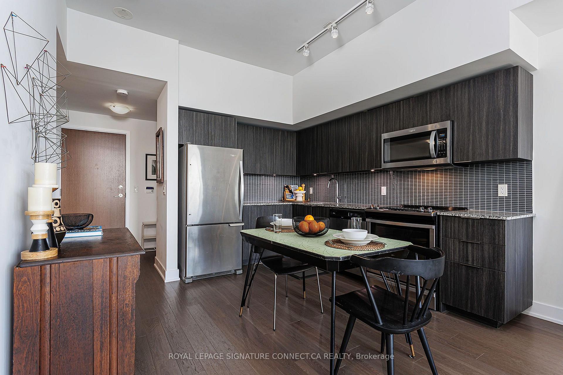 Photo 11 of Unit 1319, 30 Shore Breeze Drive, Etobicoke, Mimico — HOMEH