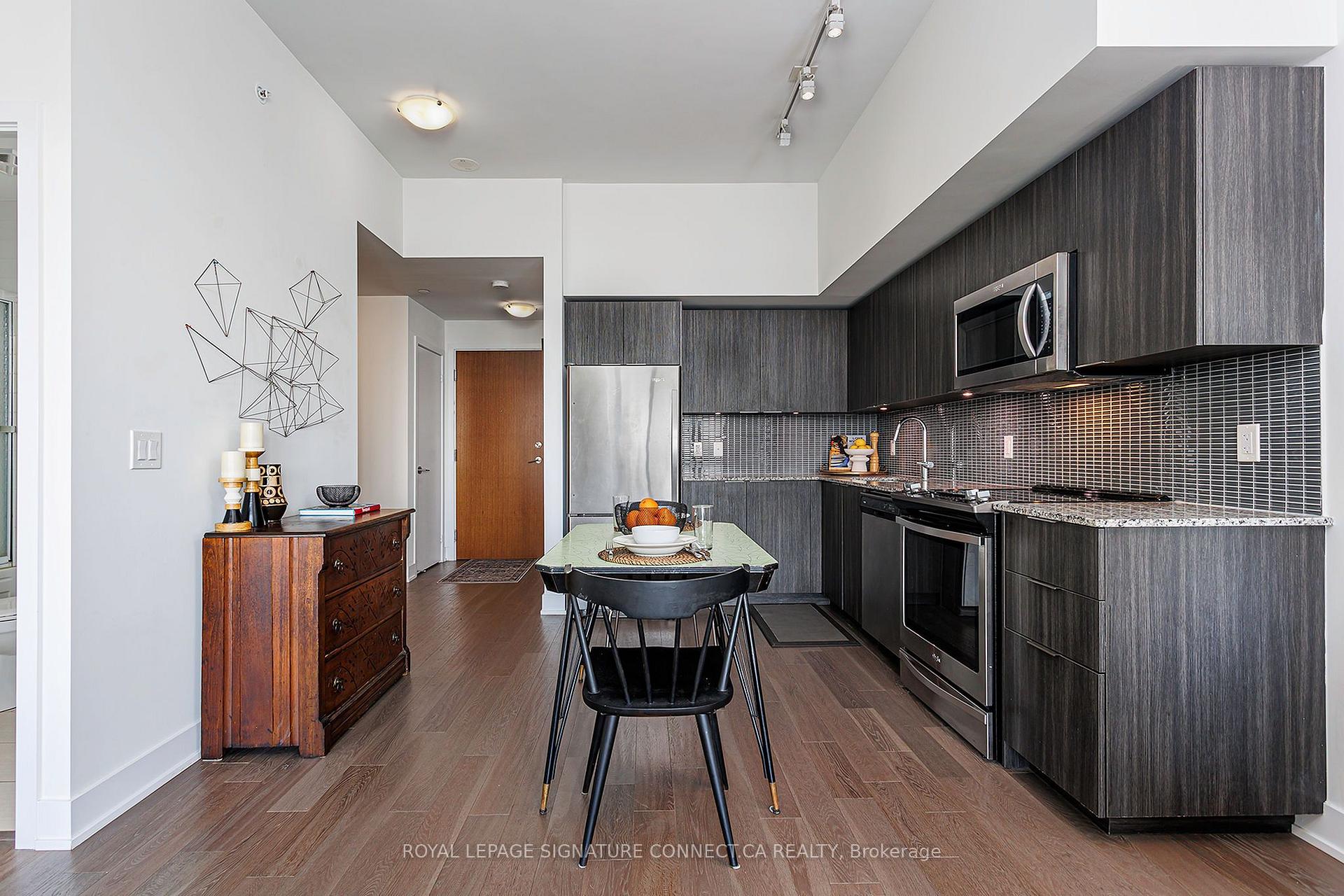 Photo 12 of Unit 1319, 30 Shore Breeze Drive, Etobicoke, Mimico — HOMEH