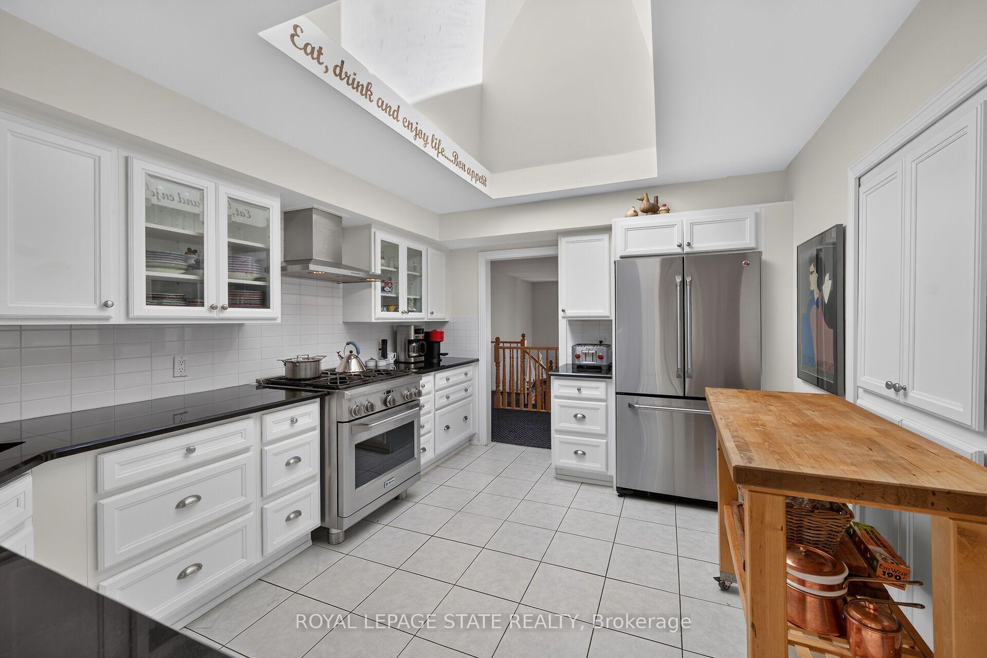 Photo 9 of 311 Golf Links Road, Hamilton, Ancaster — HOMEH