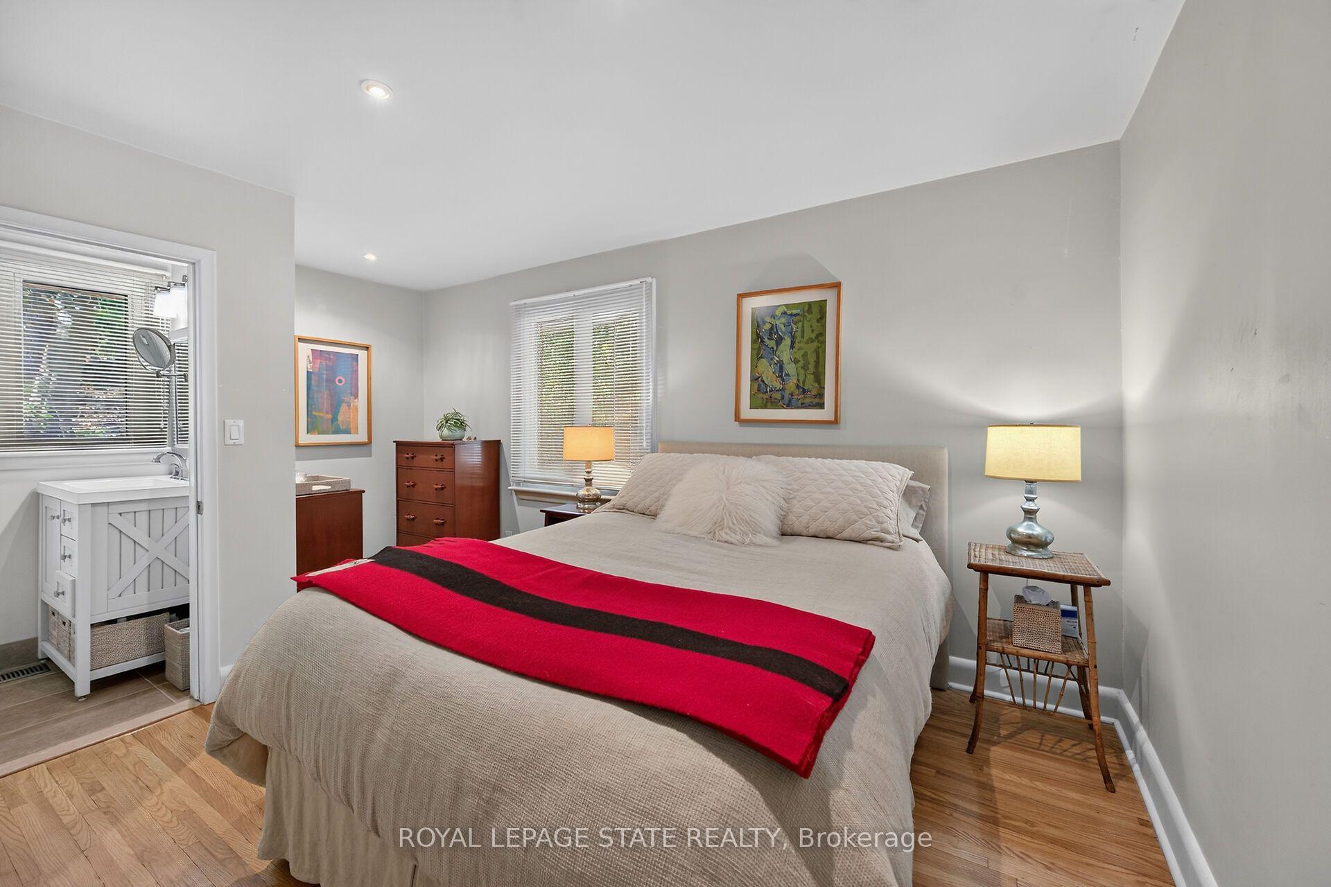 Photo 21 of 311 Golf Links Road, Hamilton, Ancaster — HOMEH