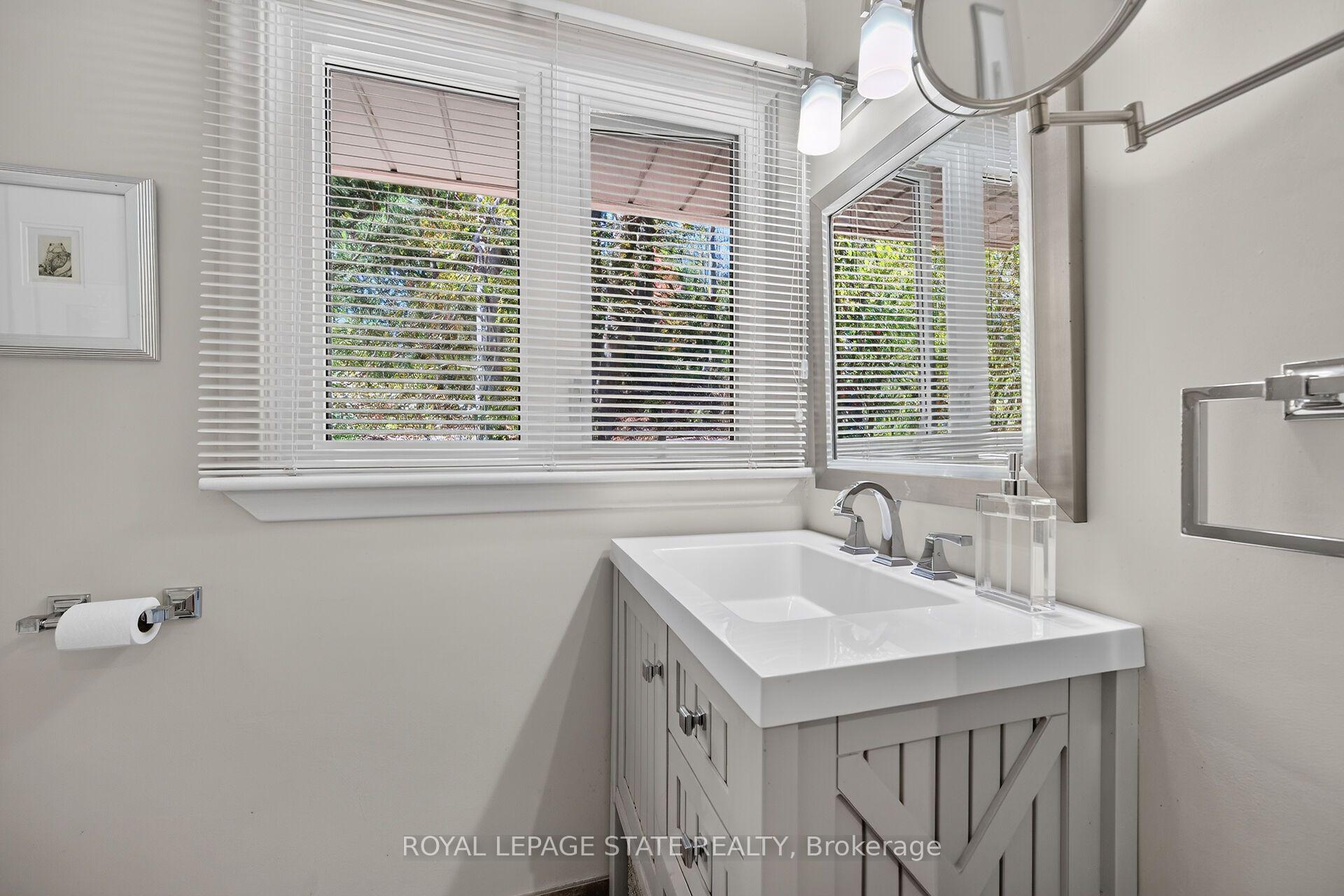 Photo 22 of 311 Golf Links Road, Hamilton, Ancaster — HOMEH