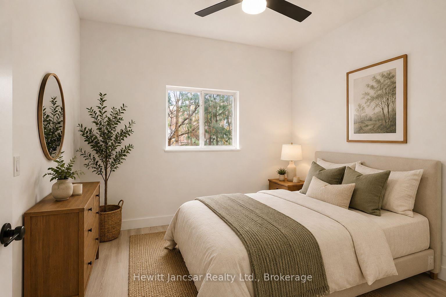 Photo 5 of Unit 8, 33 Light Street, Woodstock, Woodstock - North — HOMEH