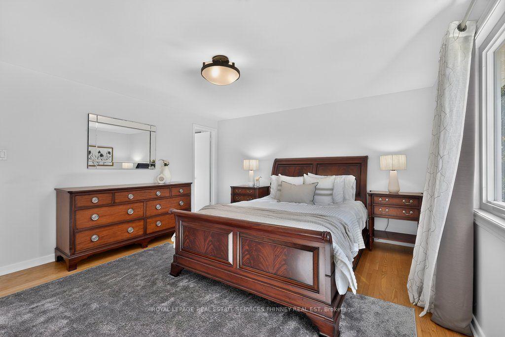 Photo 22 of 838 Saddle Crescent, Mississauga, Applewood — HOMEH