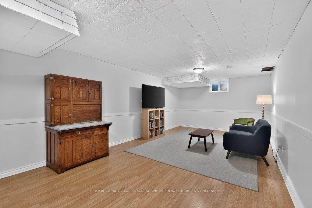 Photo 36 of 838 Saddle Crescent, Mississauga, Applewood — HOMEH