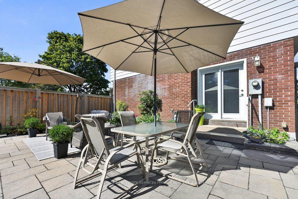Photo 40 of 838 Saddle Crescent, Mississauga, Applewood — HOMEH