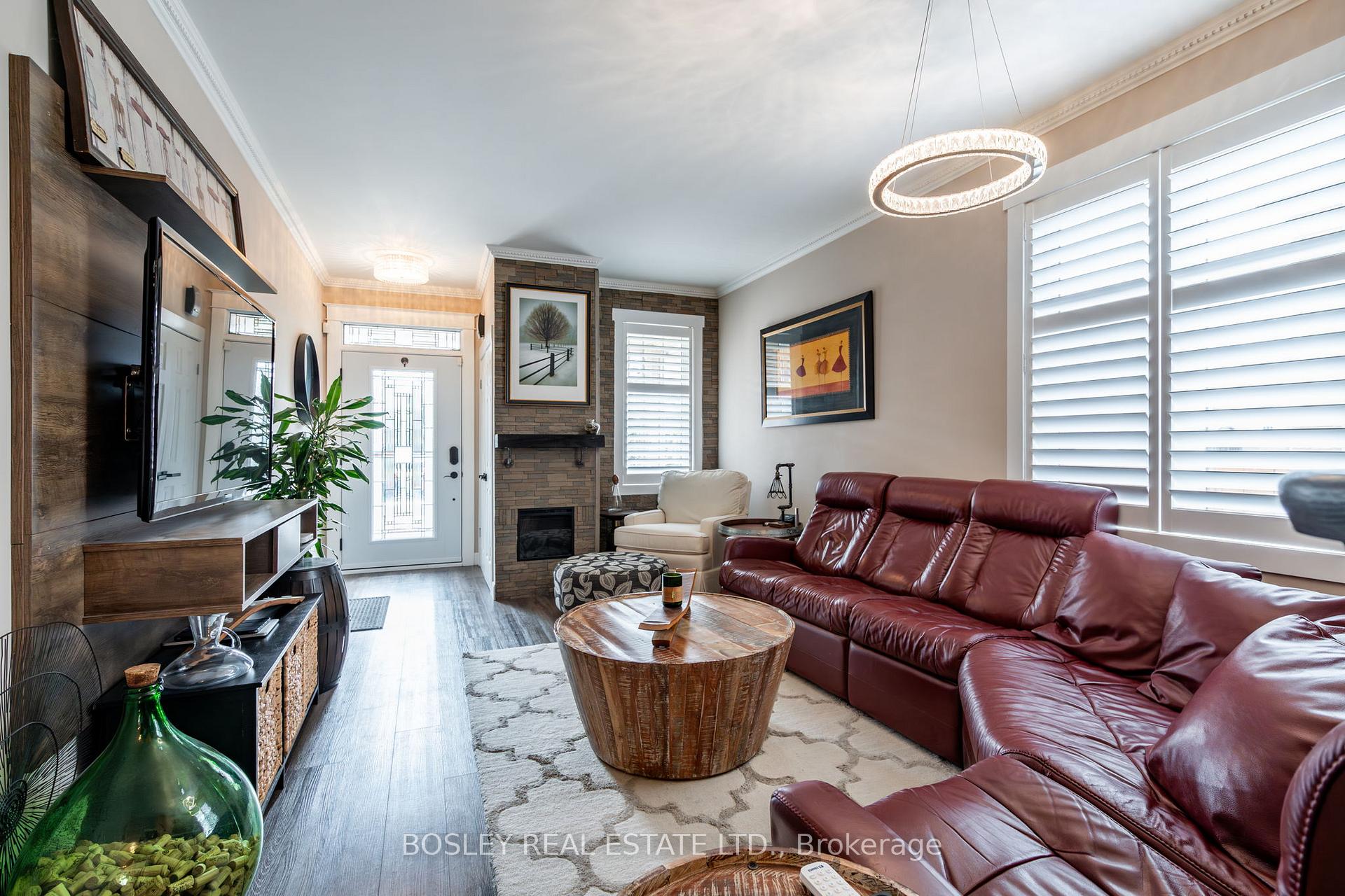 Photo 4 of 9 Dewsbury Way, Hamilton, Winona Park — HOMEH
