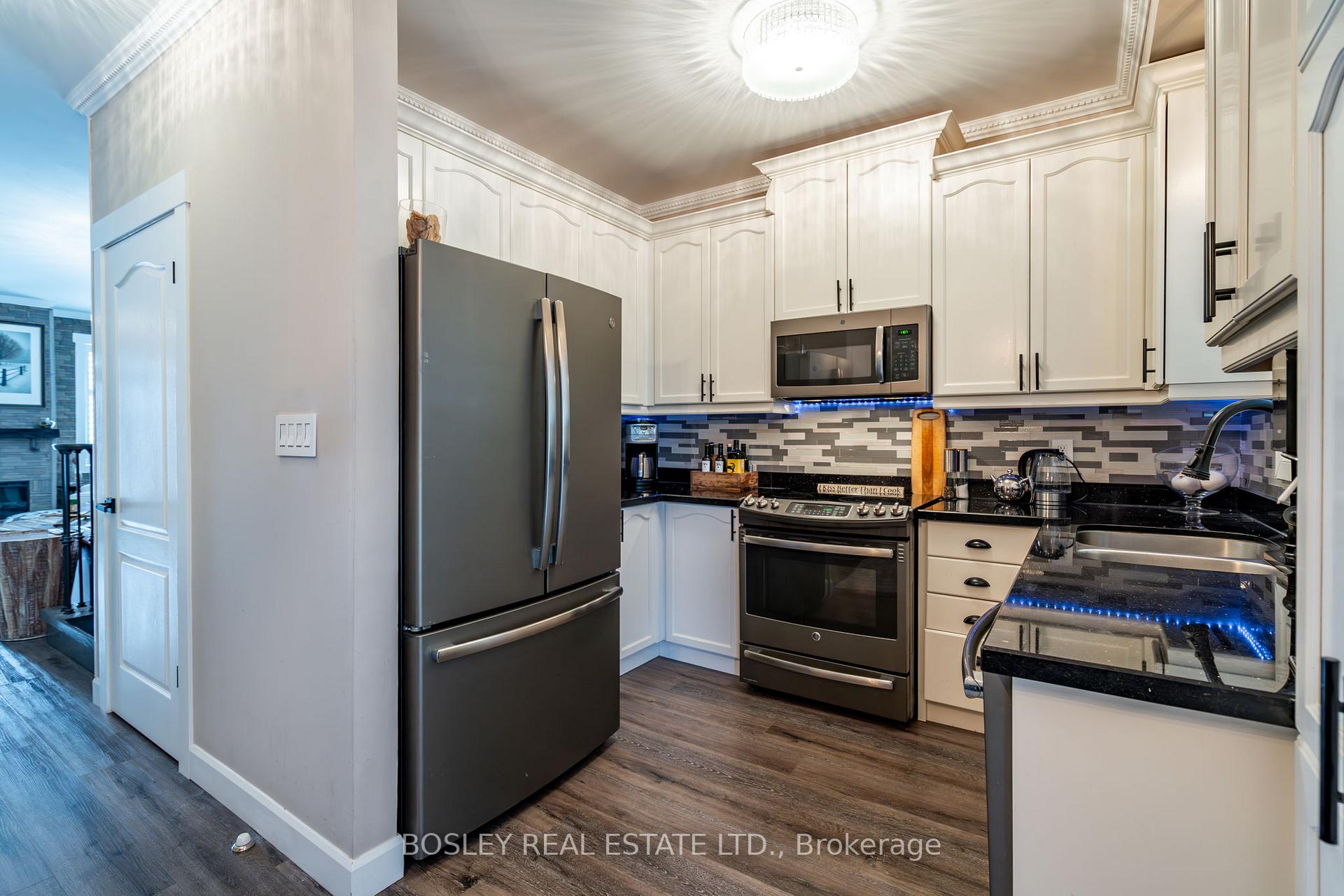Photo 8 of 9 Dewsbury Way, Hamilton, Winona Park — HOMEH