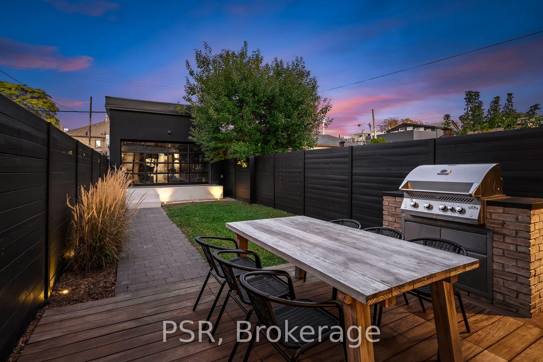 Photo 4 of 53 Palmerston Avenue, Toronto, Trinity-Bellwoods — HOMEH