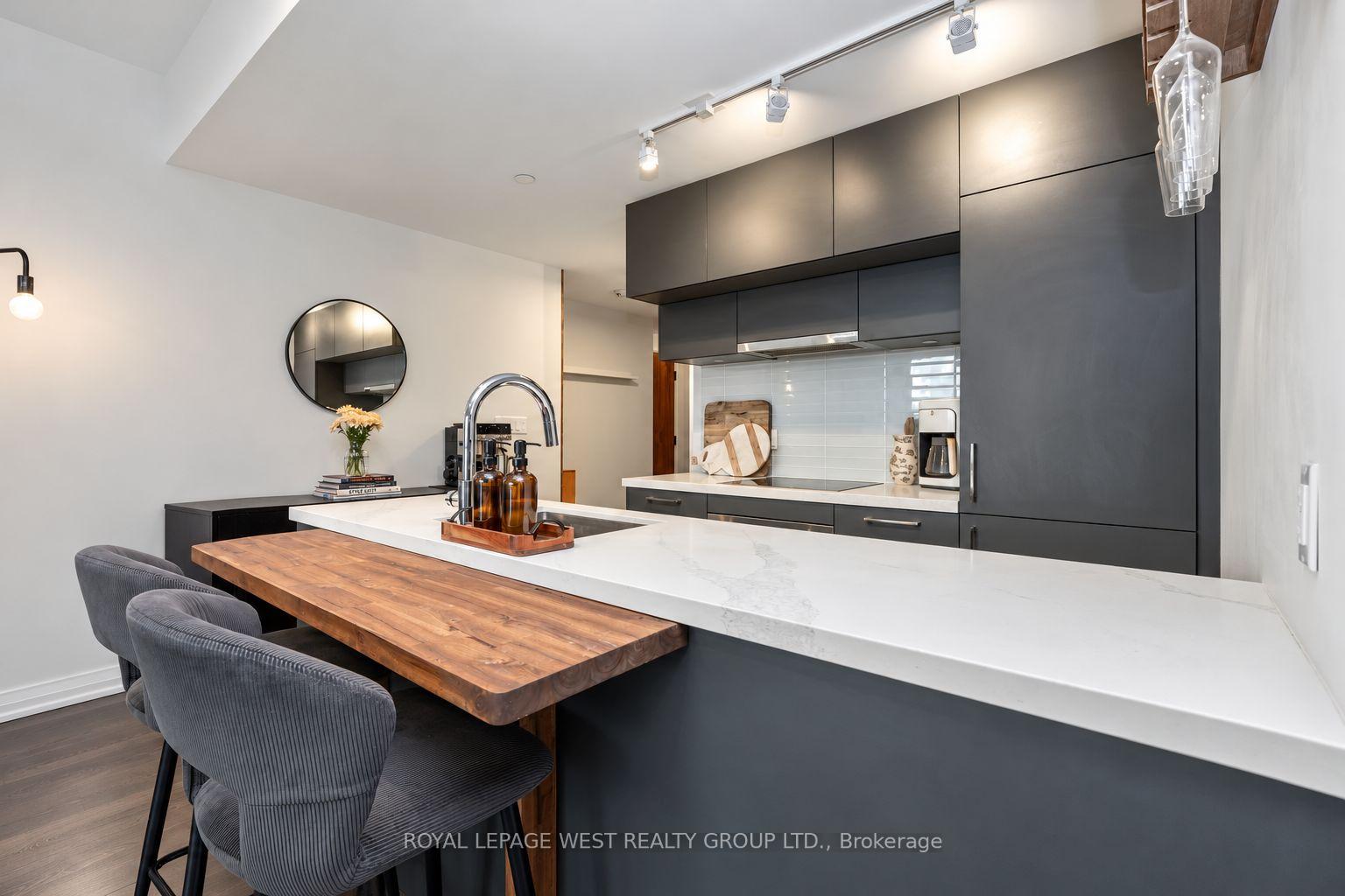 Photo 7 of Unit 2304, 99 Foxbar Road, Toronto, Yonge-St. Clair — HOMEH
