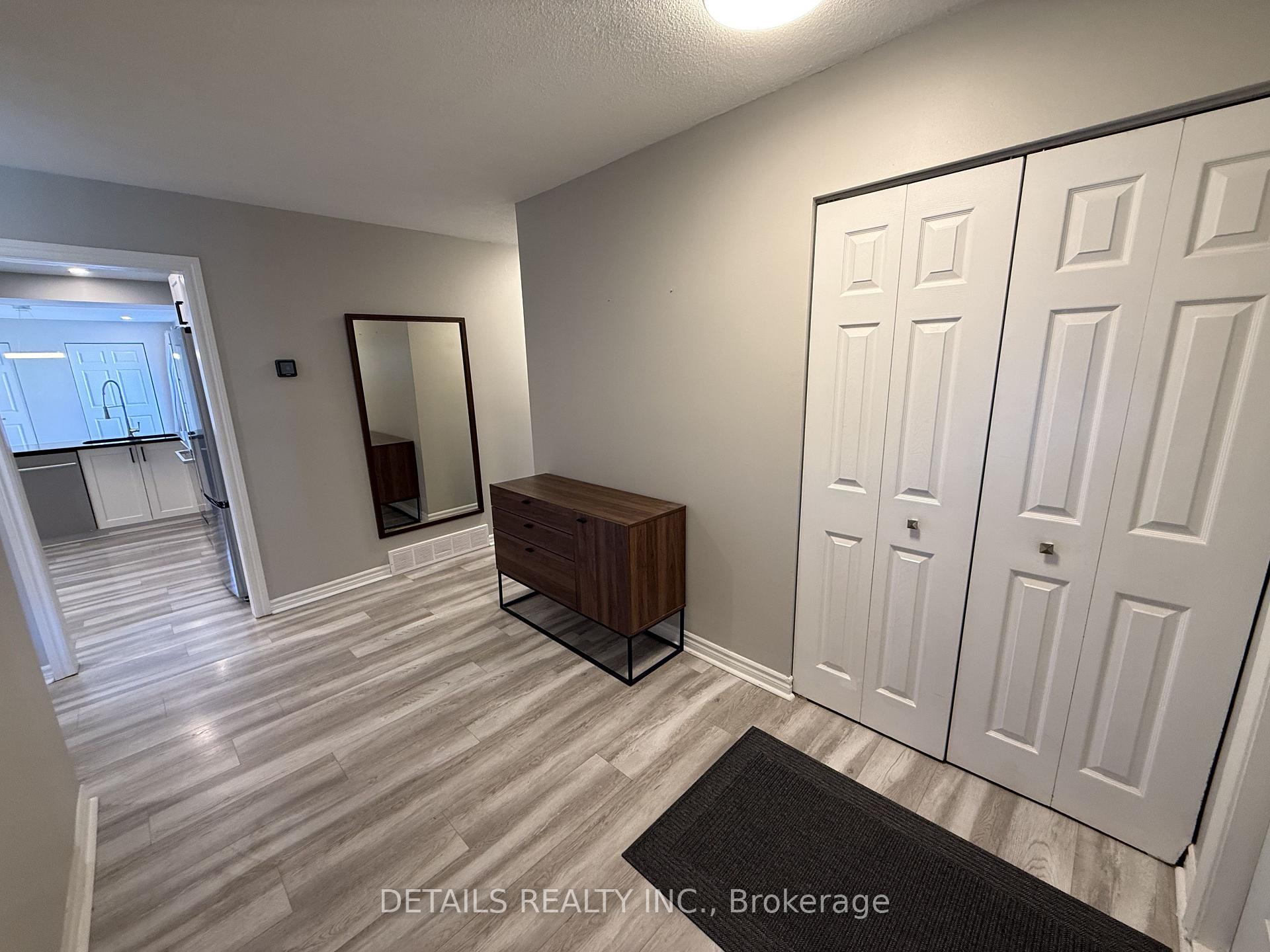 Photo 4 of 55 Saginaw Crescent, Ottawa, Borden Farm/Stewart Farm/Carleton Heights/Parkwood Hills — HOMEH