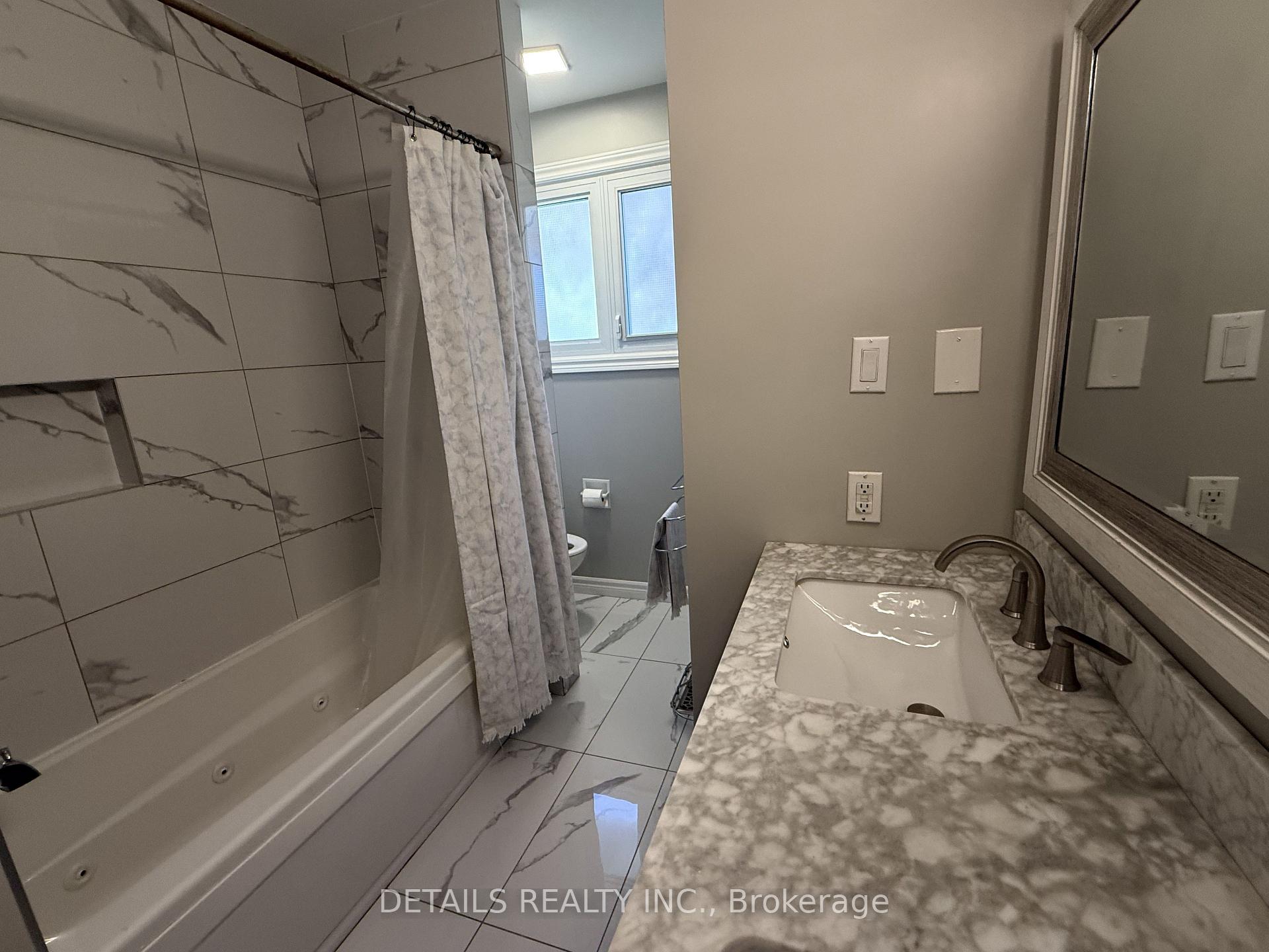 Photo 10 of 55 Saginaw Crescent, Ottawa, Borden Farm/Stewart Farm/Carleton Heights/Parkwood Hills — HOMEH