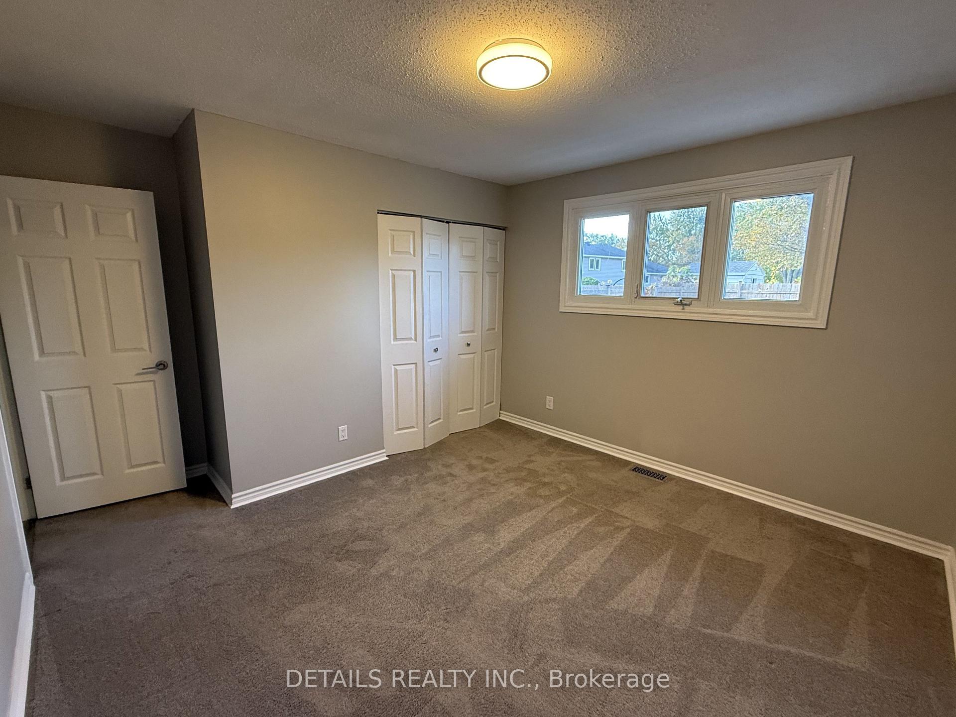 Photo 12 of 55 Saginaw Crescent, Ottawa, Borden Farm/Stewart Farm/Carleton Heights/Parkwood Hills — HOMEH