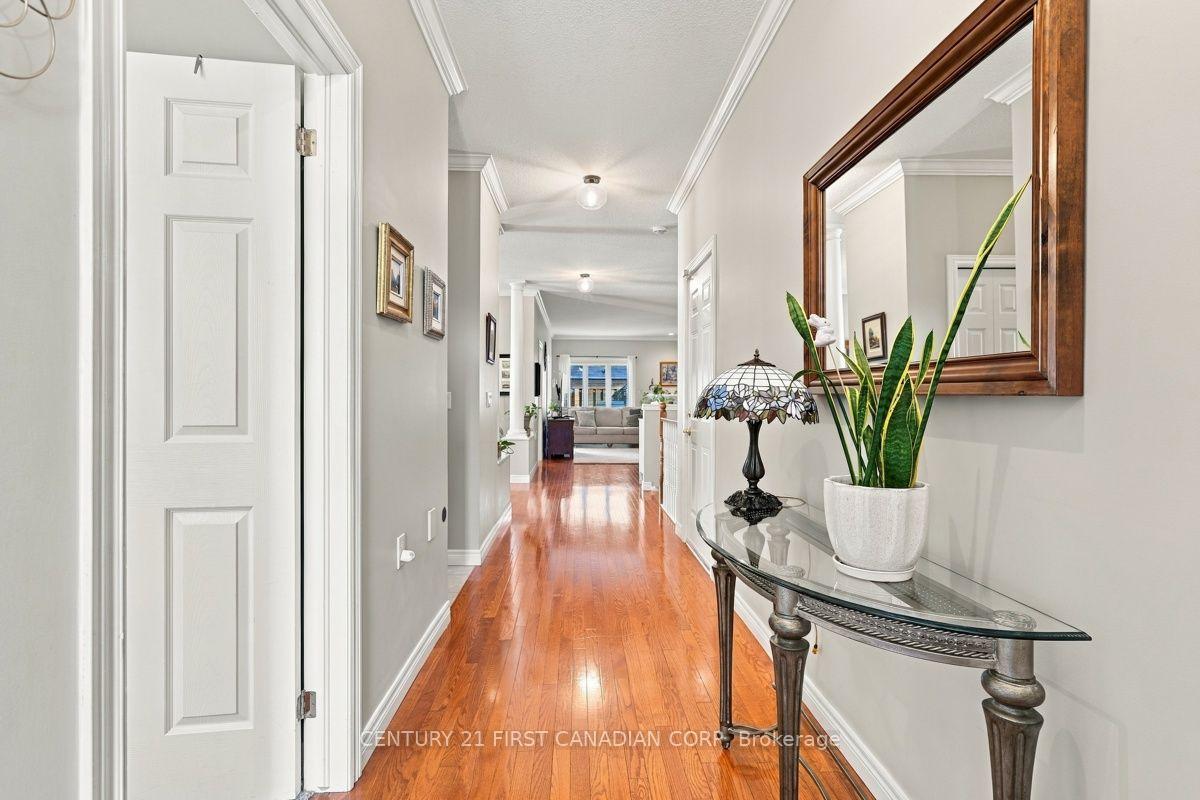 Photo 7 of Unit 3, 665 Commissioners Road W, London, South C — HOMEH