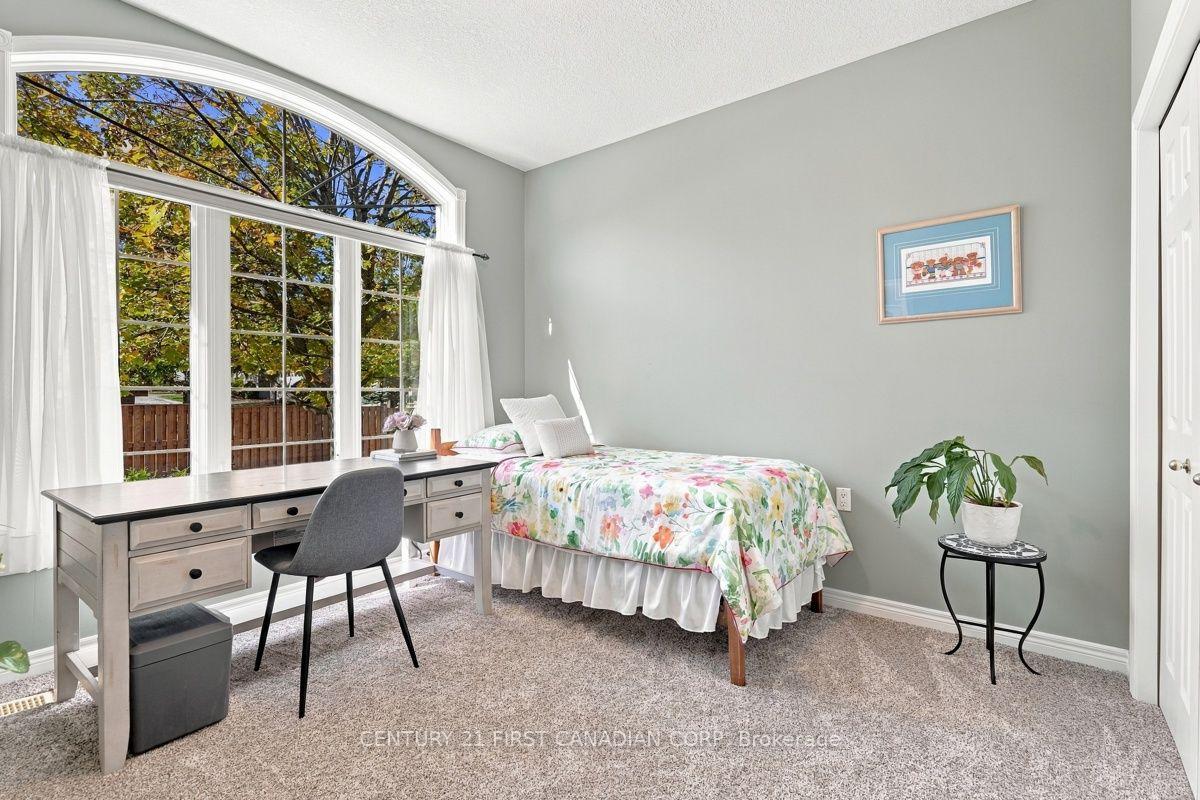 Photo 8 of Unit 3, 665 Commissioners Road W, London, South C — HOMEH