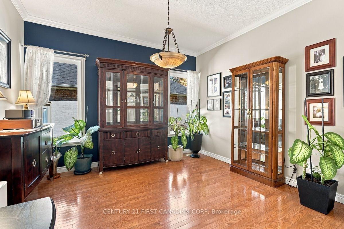 Photo 11 of Unit 3, 665 Commissioners Road W, London, South C — HOMEH