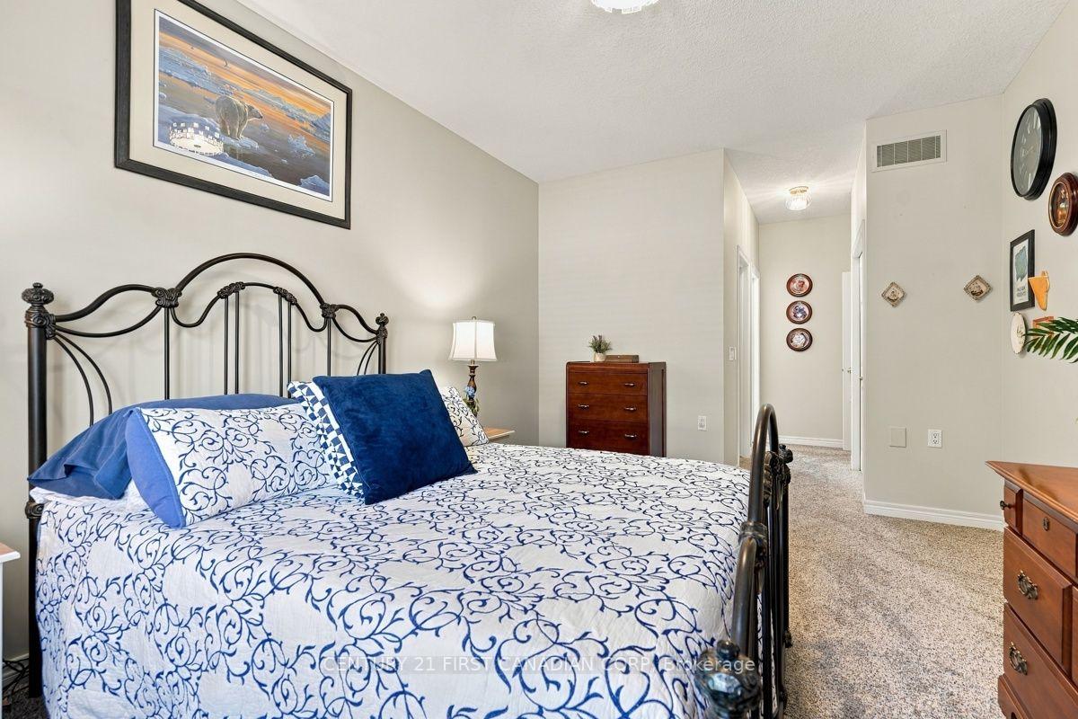 Photo 27 of Unit 3, 665 Commissioners Road W, London, South C — HOMEH