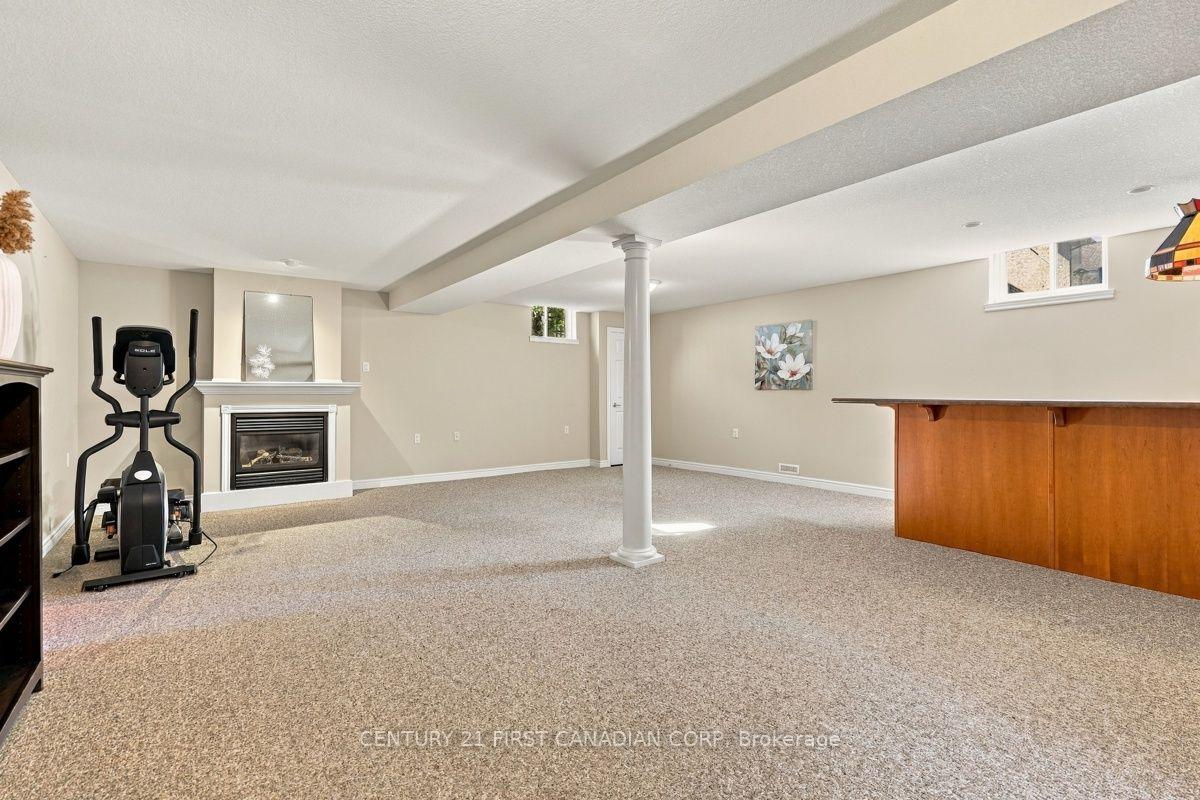 Photo 32 of Unit 3, 665 Commissioners Road W, London, South C — HOMEH