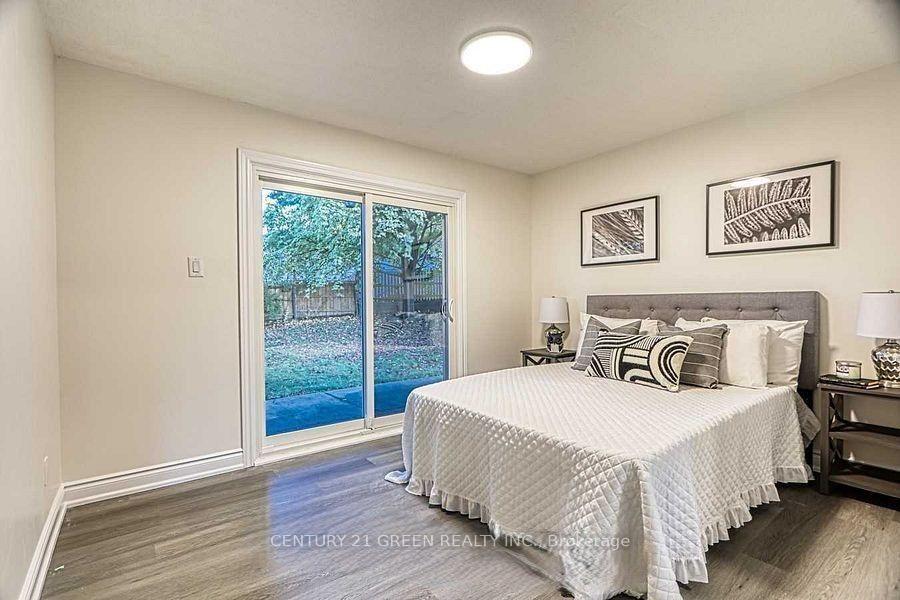 Photo 12 of 164 Gardiner Drive, Hamilton, Gilkson — HOMEH