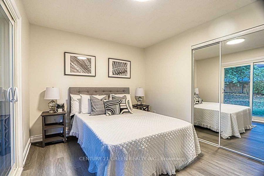 Photo 13 of 164 Gardiner Drive, Hamilton, Gilkson — HOMEH