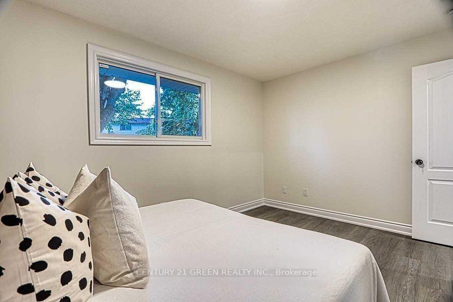 Photo 14 of 164 Gardiner Drive, Hamilton, Gilkson — HOMEH