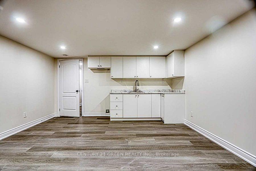 Photo 27 of 164 Gardiner Drive, Hamilton, Gilkson — HOMEH