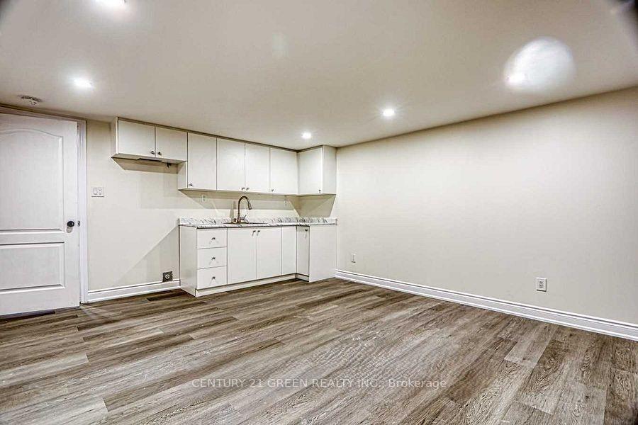 Photo 28 of 164 Gardiner Drive, Hamilton, Gilkson — HOMEH
