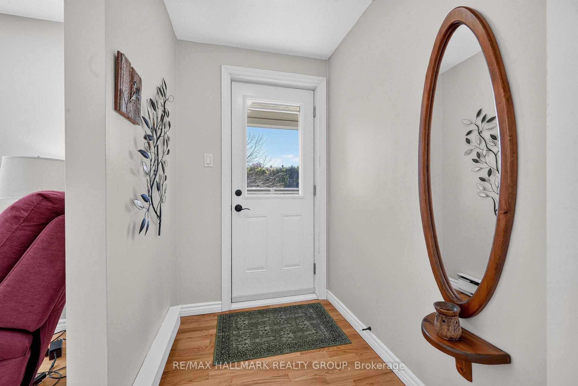 Photo 3 of Unit 25A, 778 St Andre Drive, Ottawa, Hiawatha Park/Convent Glen — HOMEH