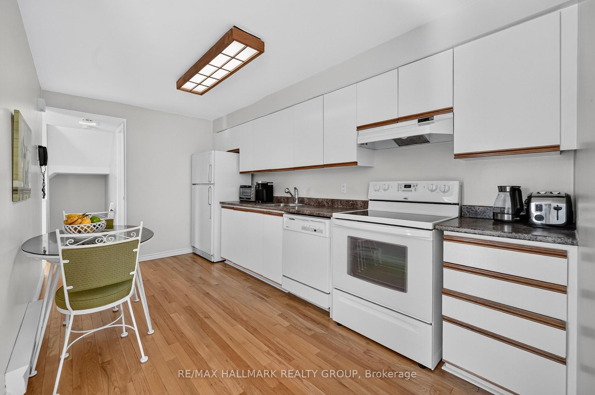 Photo 10 of Unit 25A, 778 St Andre Drive, Ottawa, Hiawatha Park/Convent Glen — HOMEH