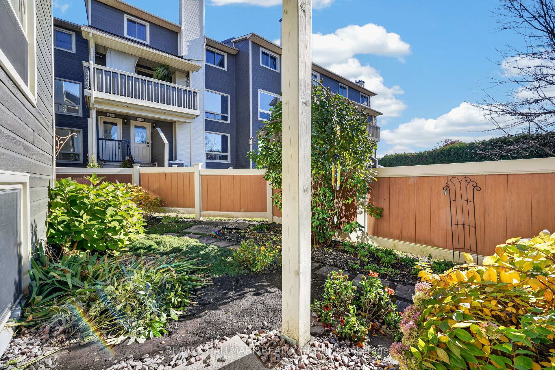 Photo 26 of Unit 25A, 778 St Andre Drive, Ottawa, Hiawatha Park/Convent Glen — HOMEH
