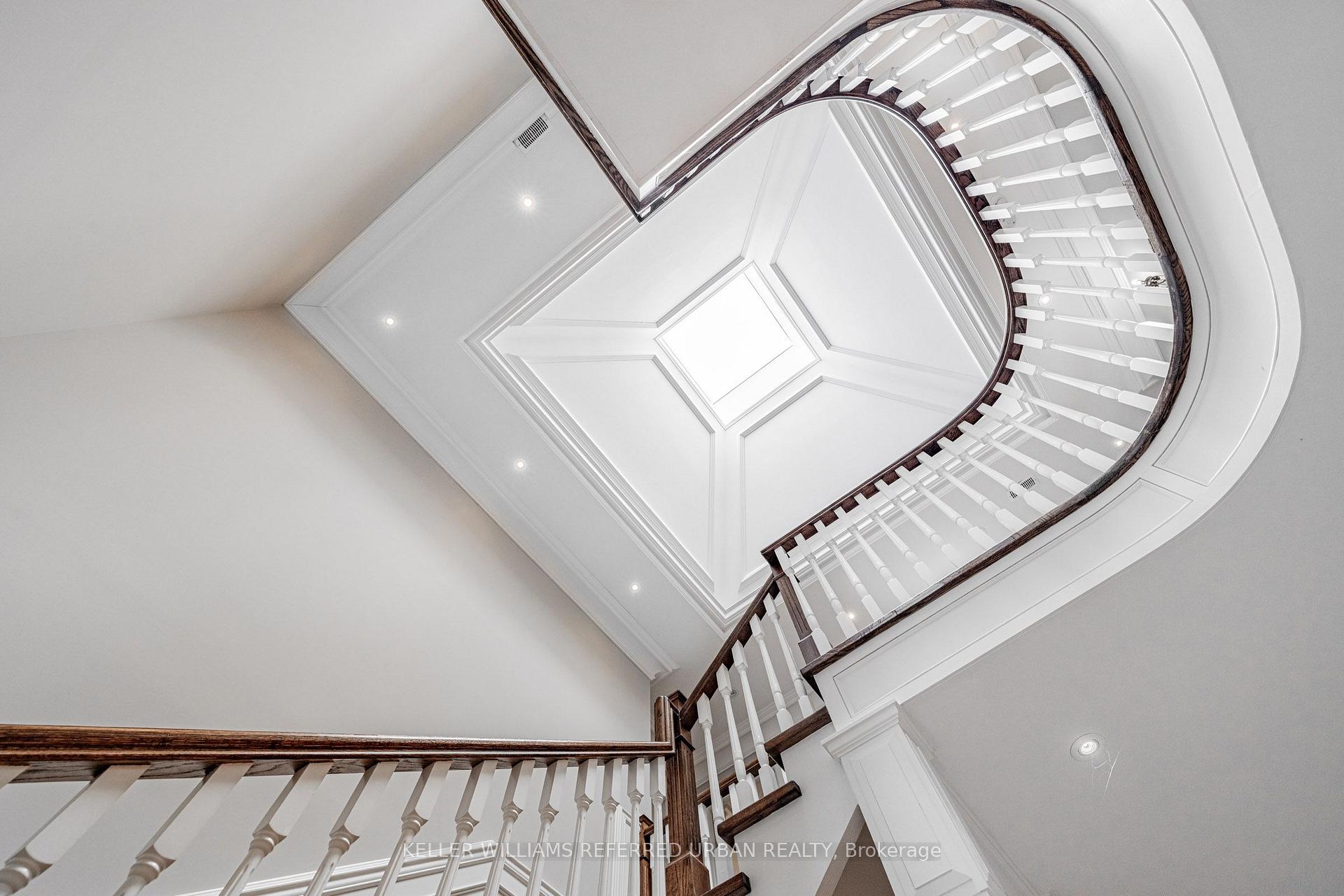 Photo 23 of 60 Hawksbury Drive, North York, Bayview Village — HOMEH