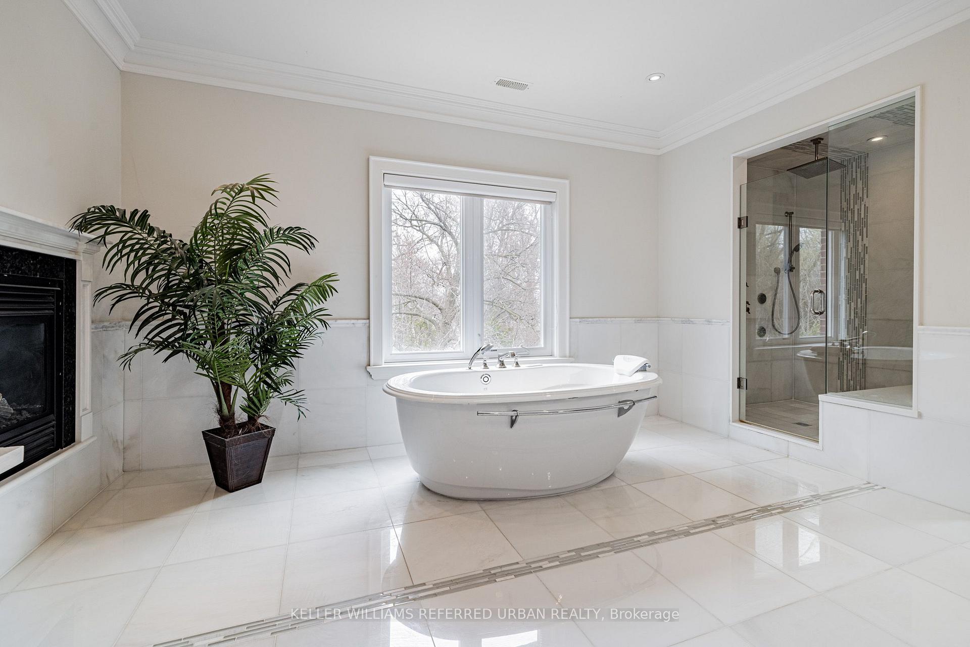 Photo 30 of 60 Hawksbury Drive, North York, Bayview Village — HOMEH