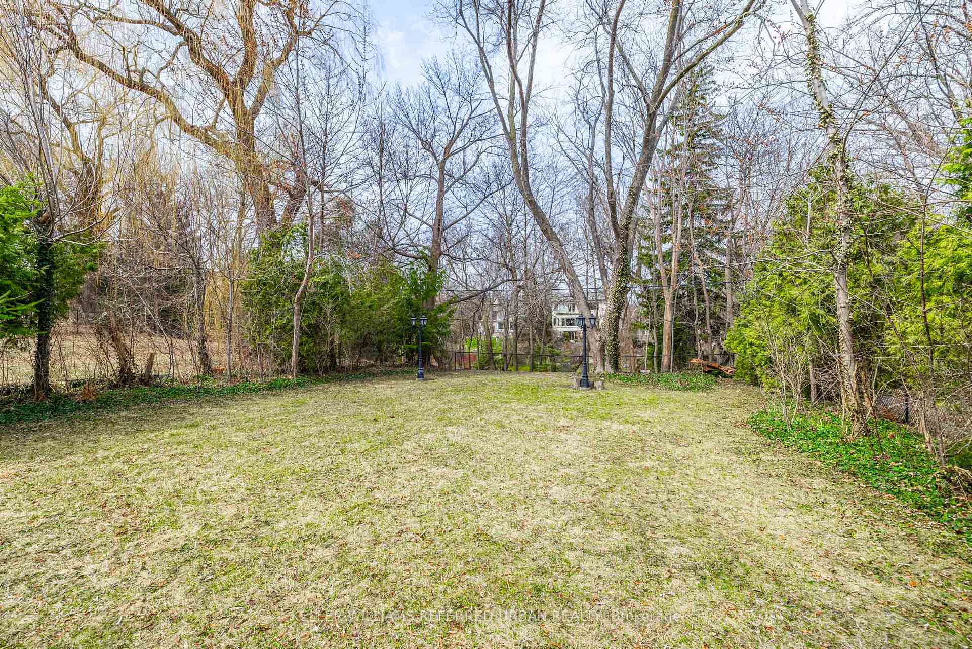 Photo 44 of 60 Hawksbury Drive, North York, Bayview Village — HOMEH
