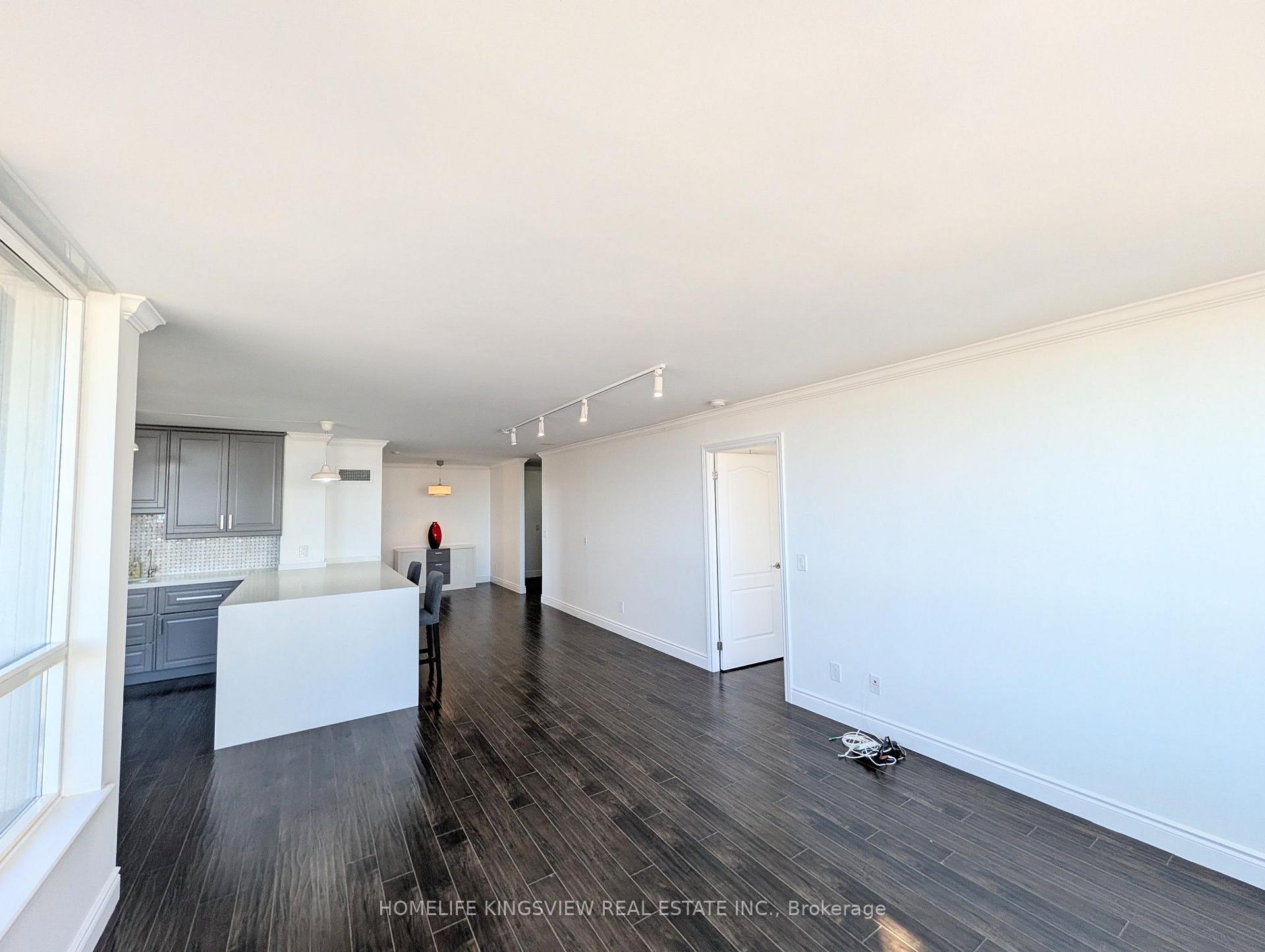 Photo 7 of Unit 1104, 60 Disera Drive, Vaughan, Beverley Glen — HOMEH