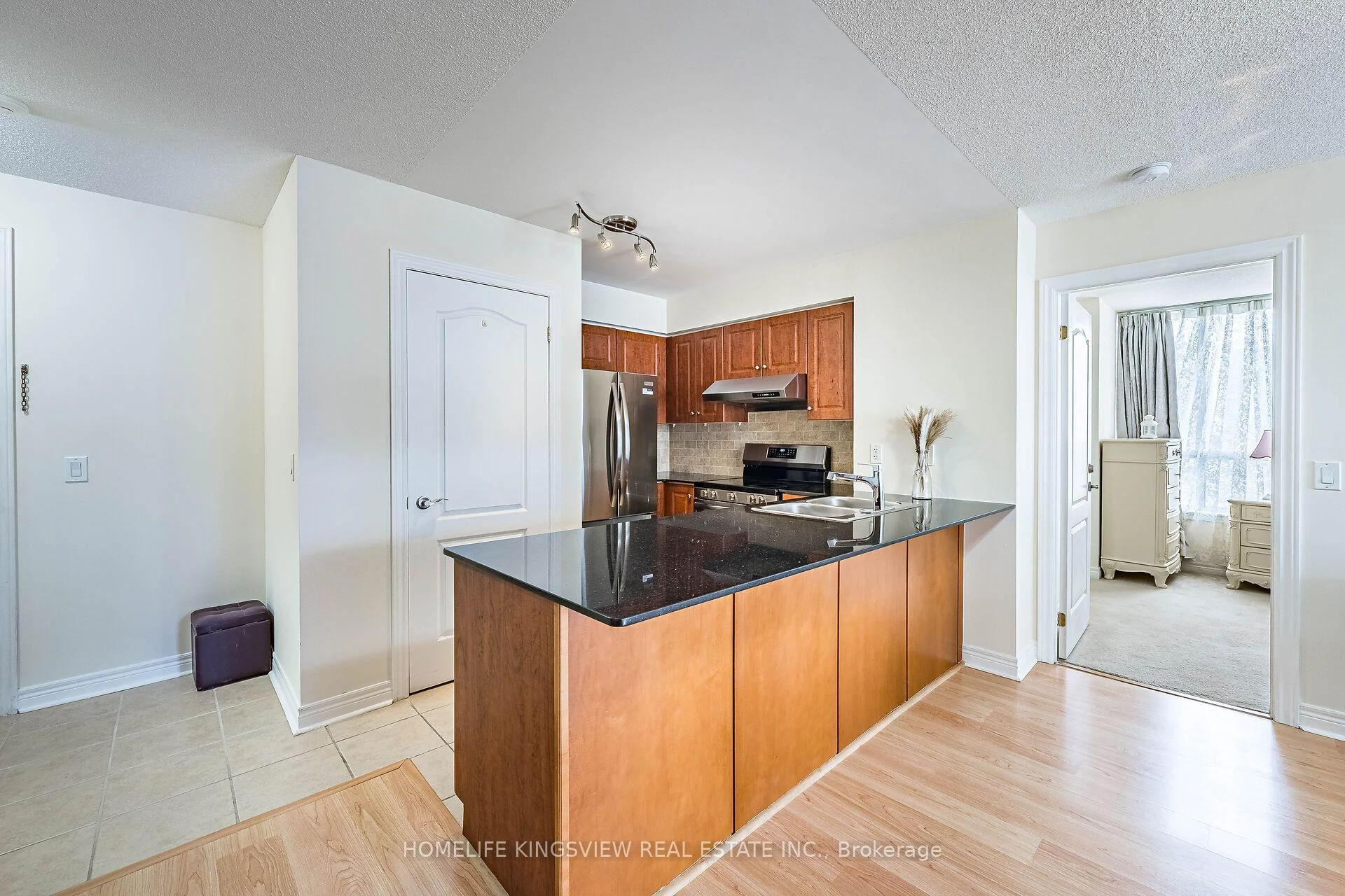 Photo 24 of Unit 1104, 60 Disera Drive, Vaughan, Beverley Glen — HOMEH