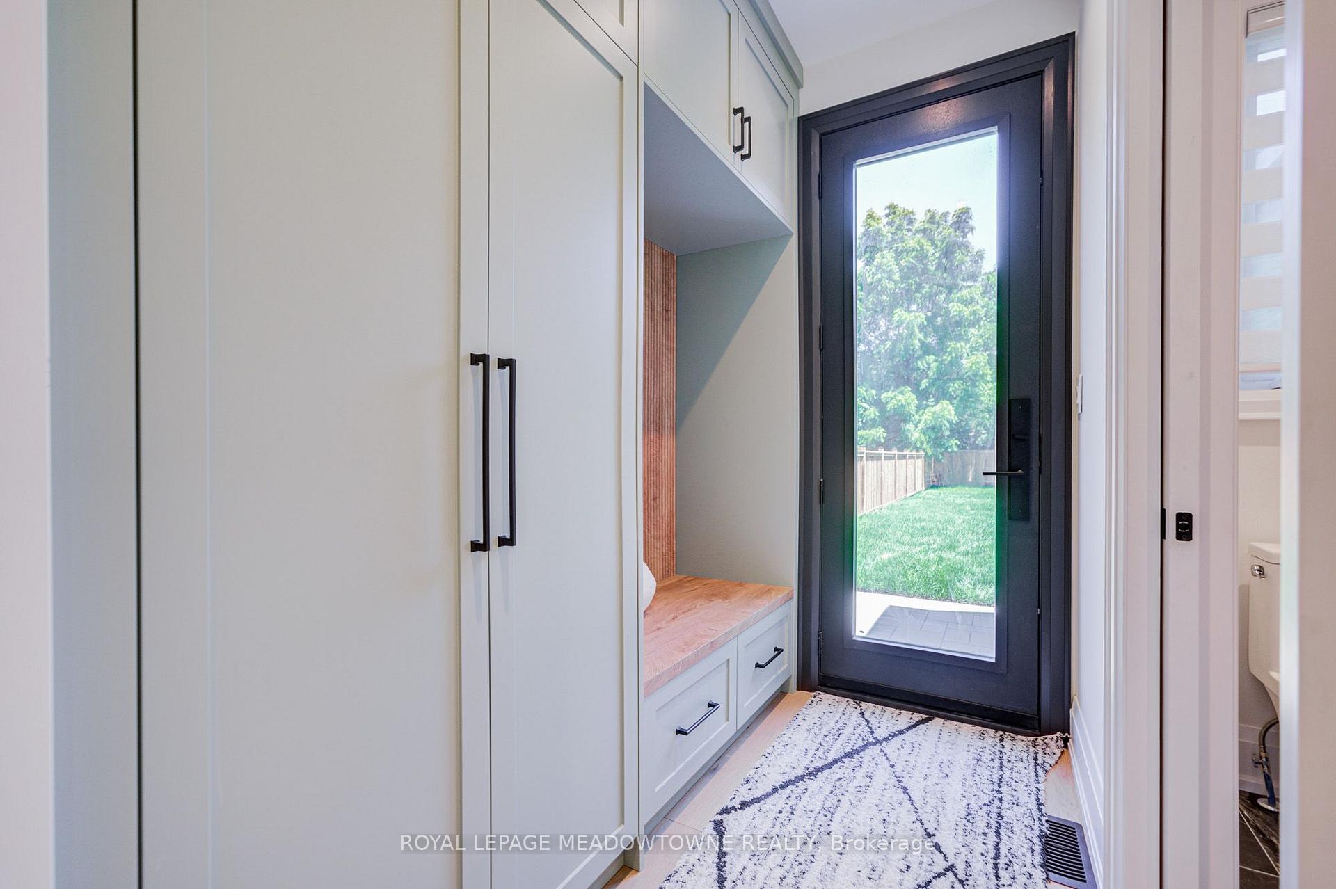 Photo 9 of 975 Filmandale Road, Burlington, LaSalle — HOMEH