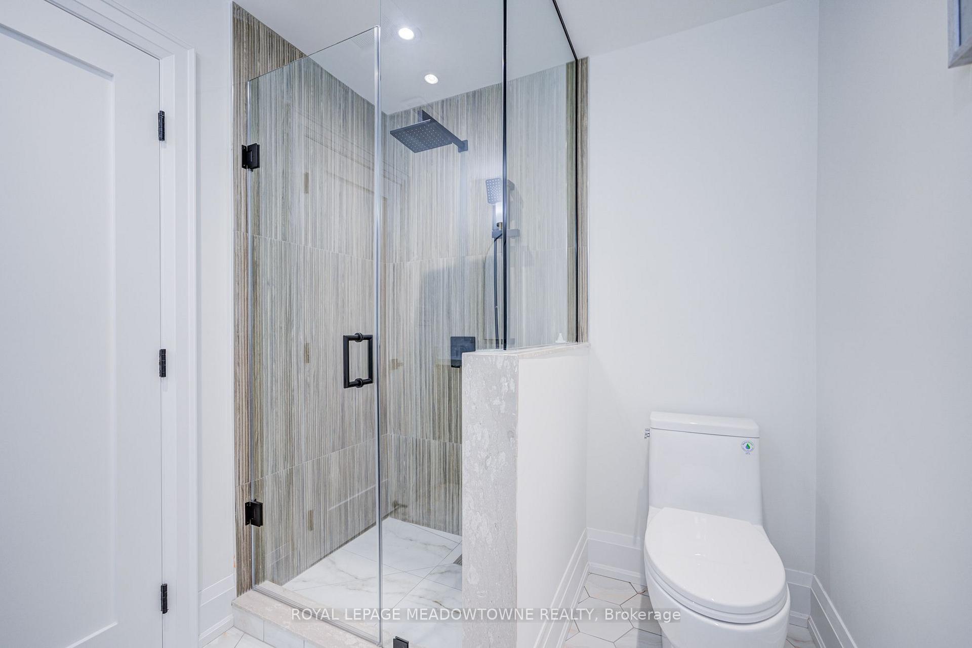 Photo 23 of 975 Filmandale Road, Burlington, LaSalle — HOMEH