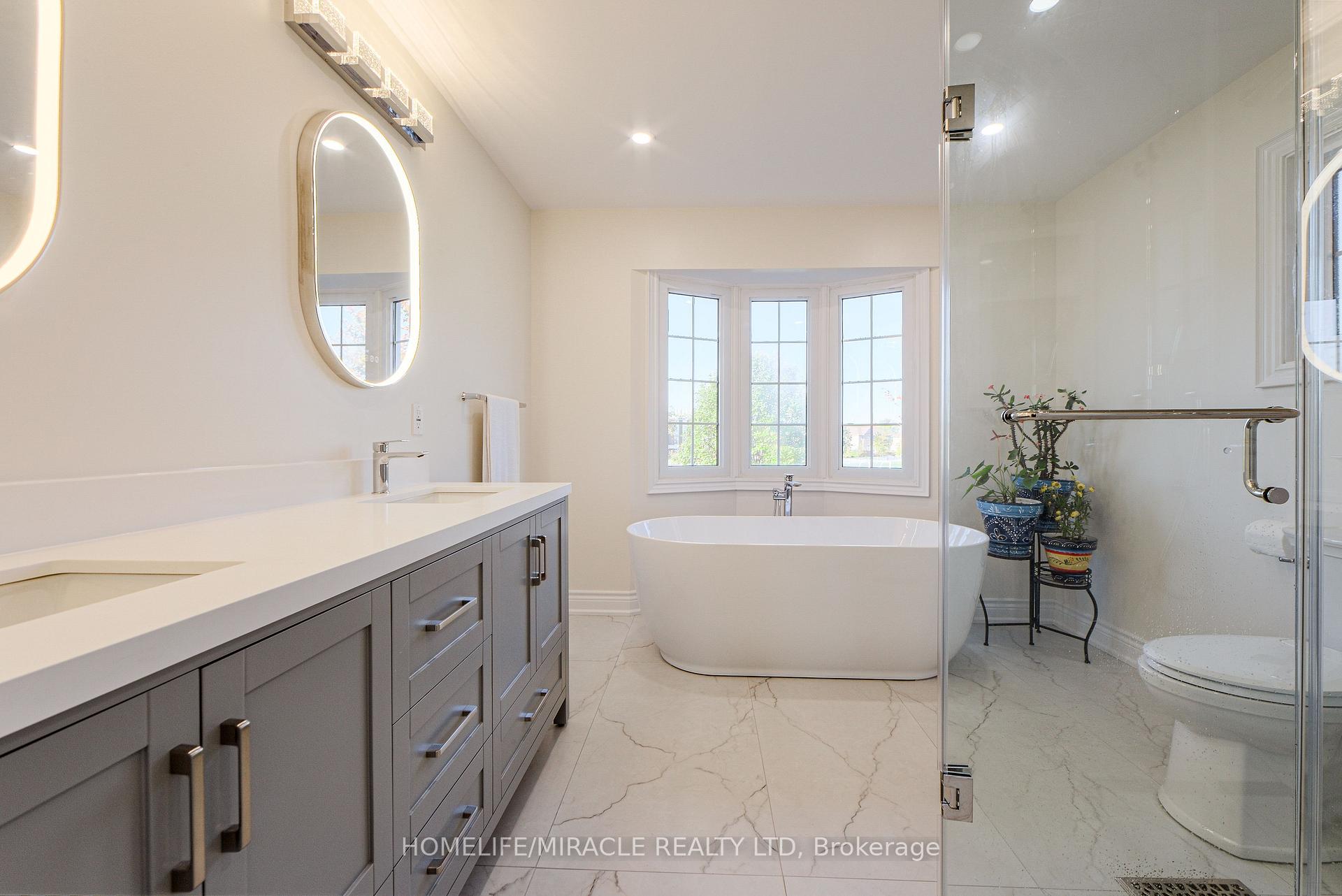 Photo 19 of 89 Woodlot Crescent, Etobicoke, West Humber-Clairville — HOMEH