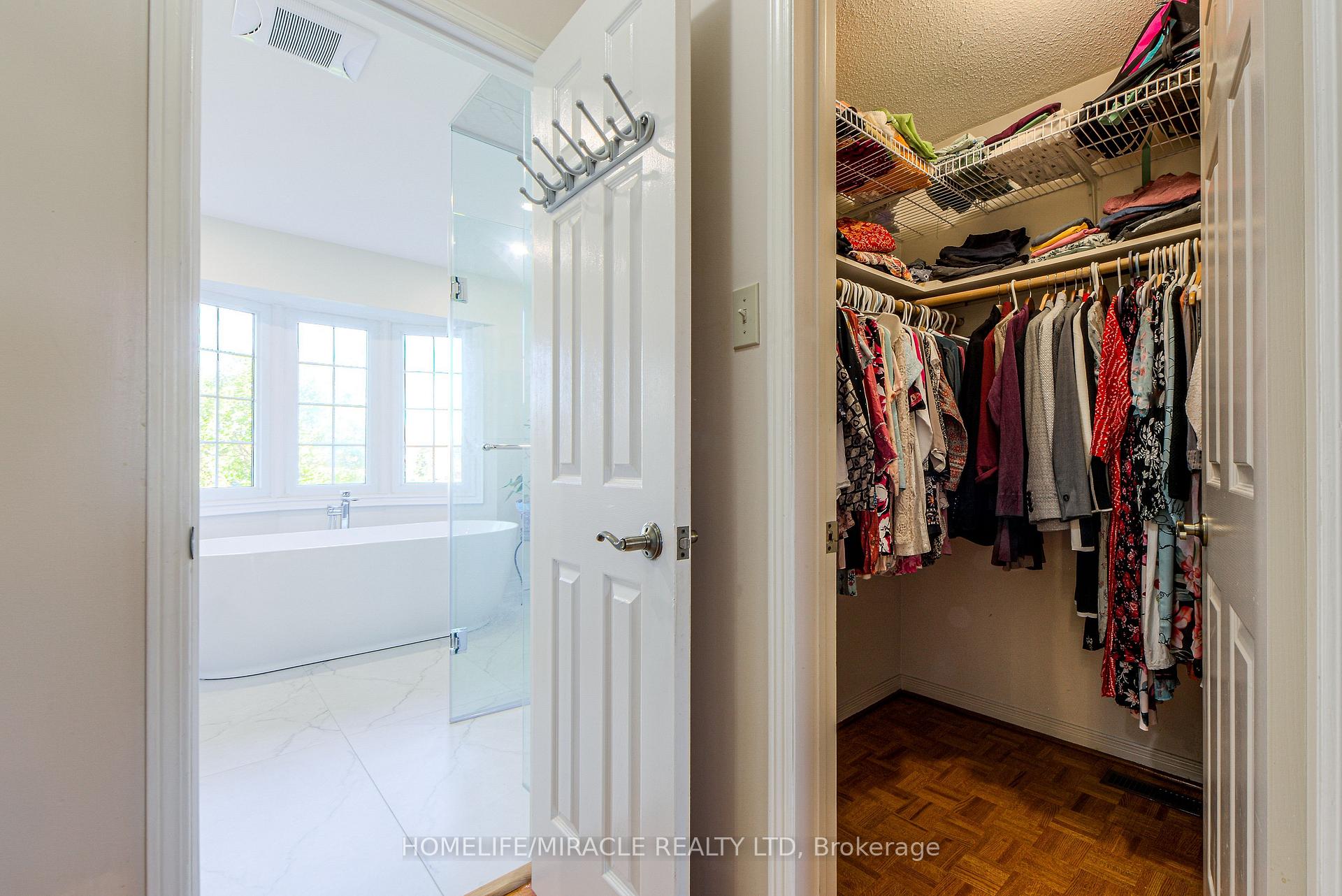 Photo 20 of 89 Woodlot Crescent, Etobicoke, West Humber-Clairville — HOMEH