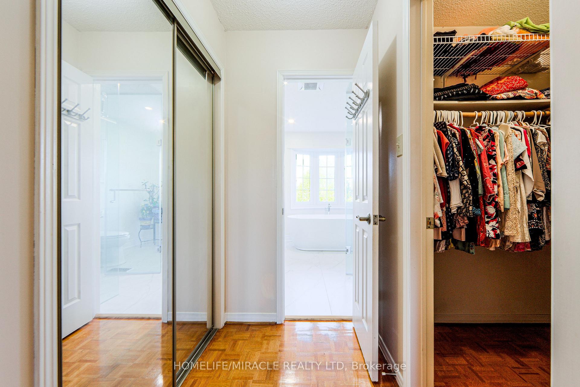 Photo 21 of 89 Woodlot Crescent, Etobicoke, West Humber-Clairville — HOMEH
