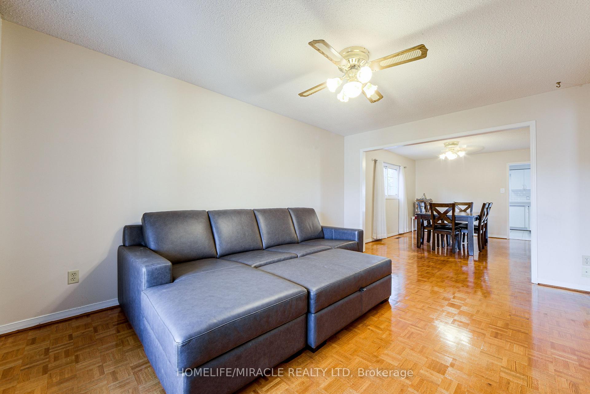 Photo 42 of 89 Woodlot Crescent, Etobicoke, West Humber-Clairville — HOMEH