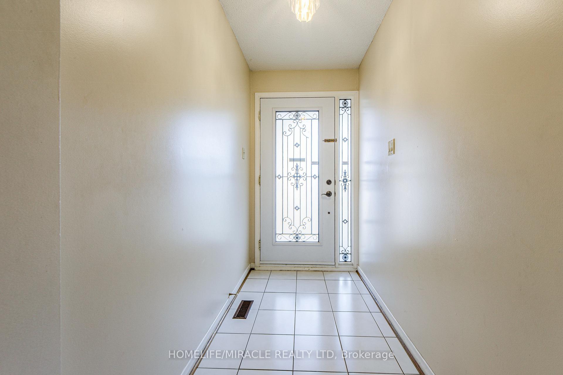 Photo 50 of 89 Woodlot Crescent, Etobicoke, West Humber-Clairville — HOMEH