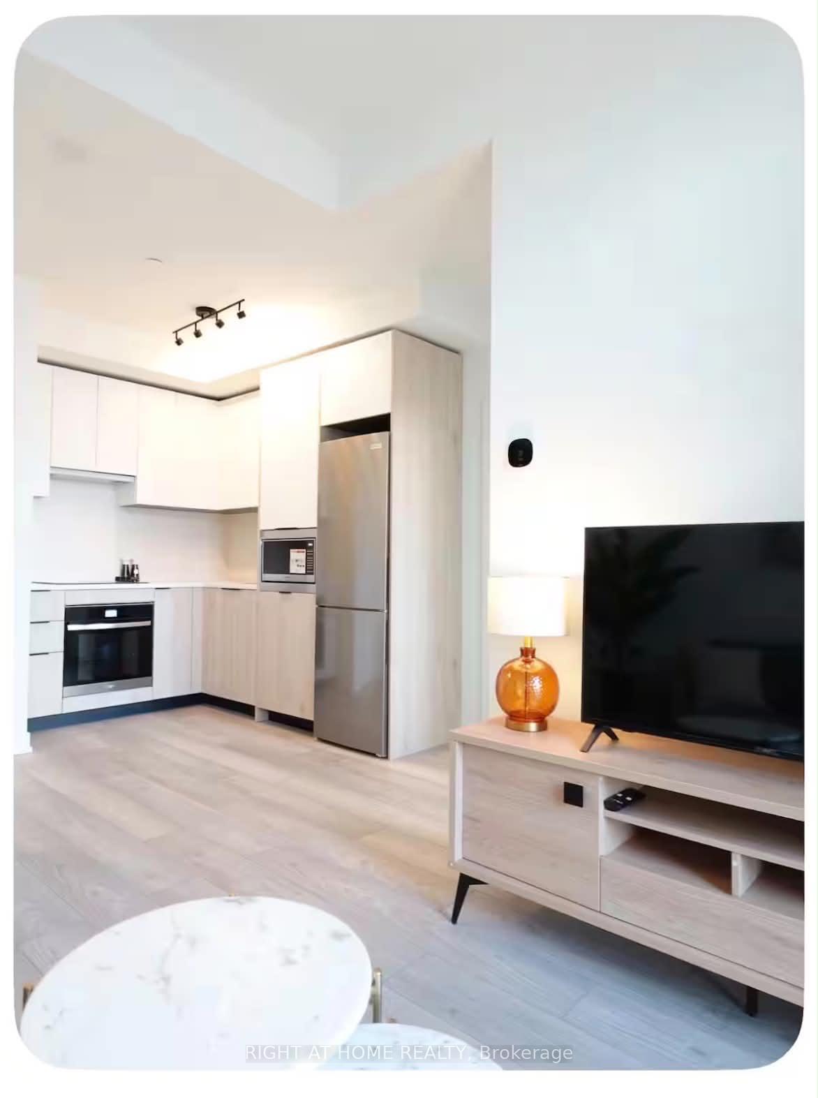 Photo 2 of Unit 1702, 1007 The Queensway, Etobicoke, Islington-City Centre West — HOMEH
